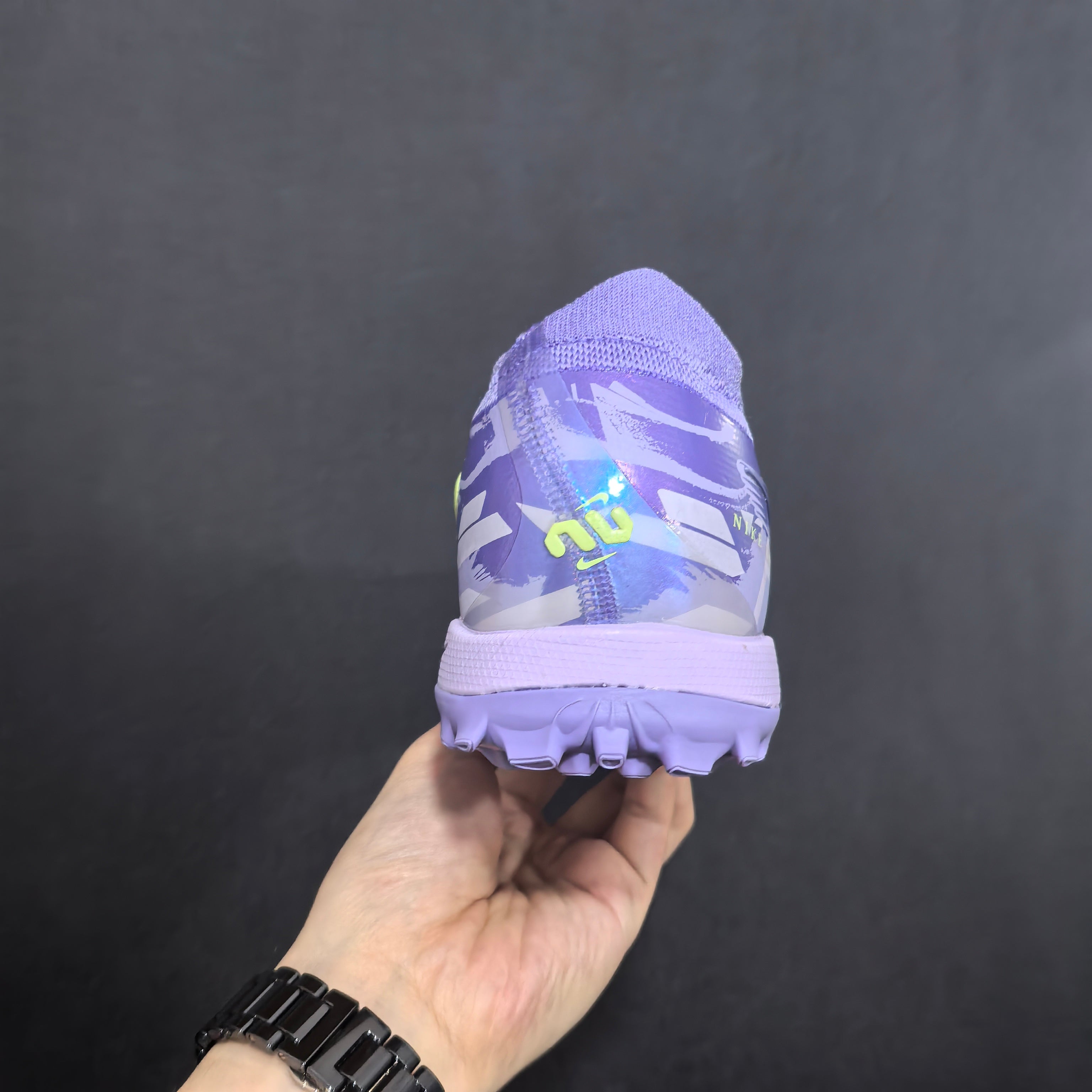 Chuteira Society Nike Phantom Luna TF 2 Elite + Brindes