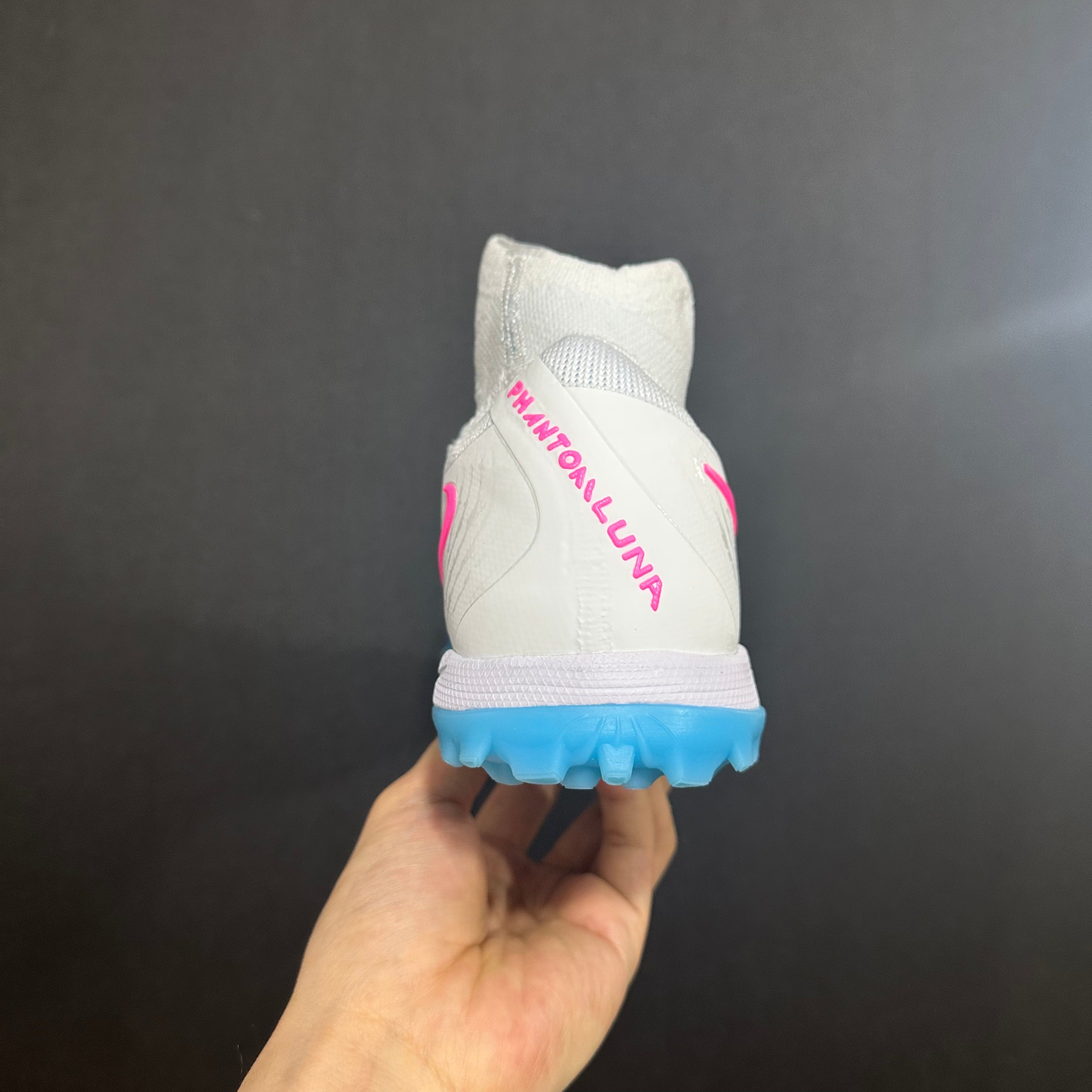 Chuteira Society Nike Phantom Luna TF 2 Elite + Brindes