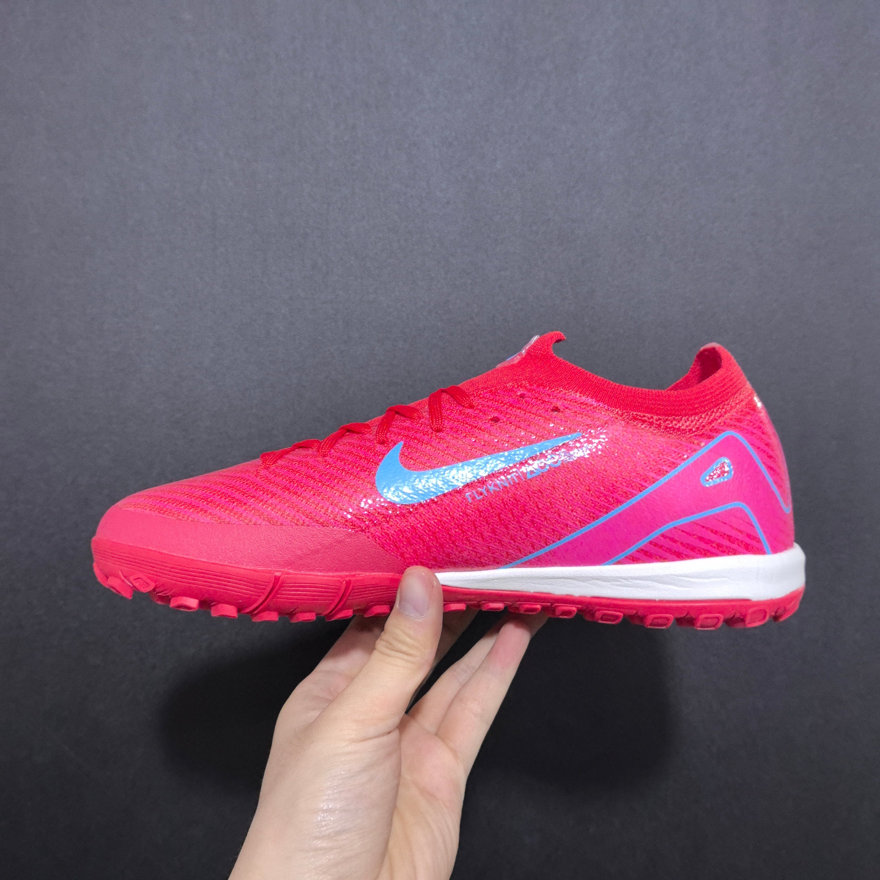 Chuteira Society Nike Air Zoom Mercurial Vapor 16 TF Elite + Brindes