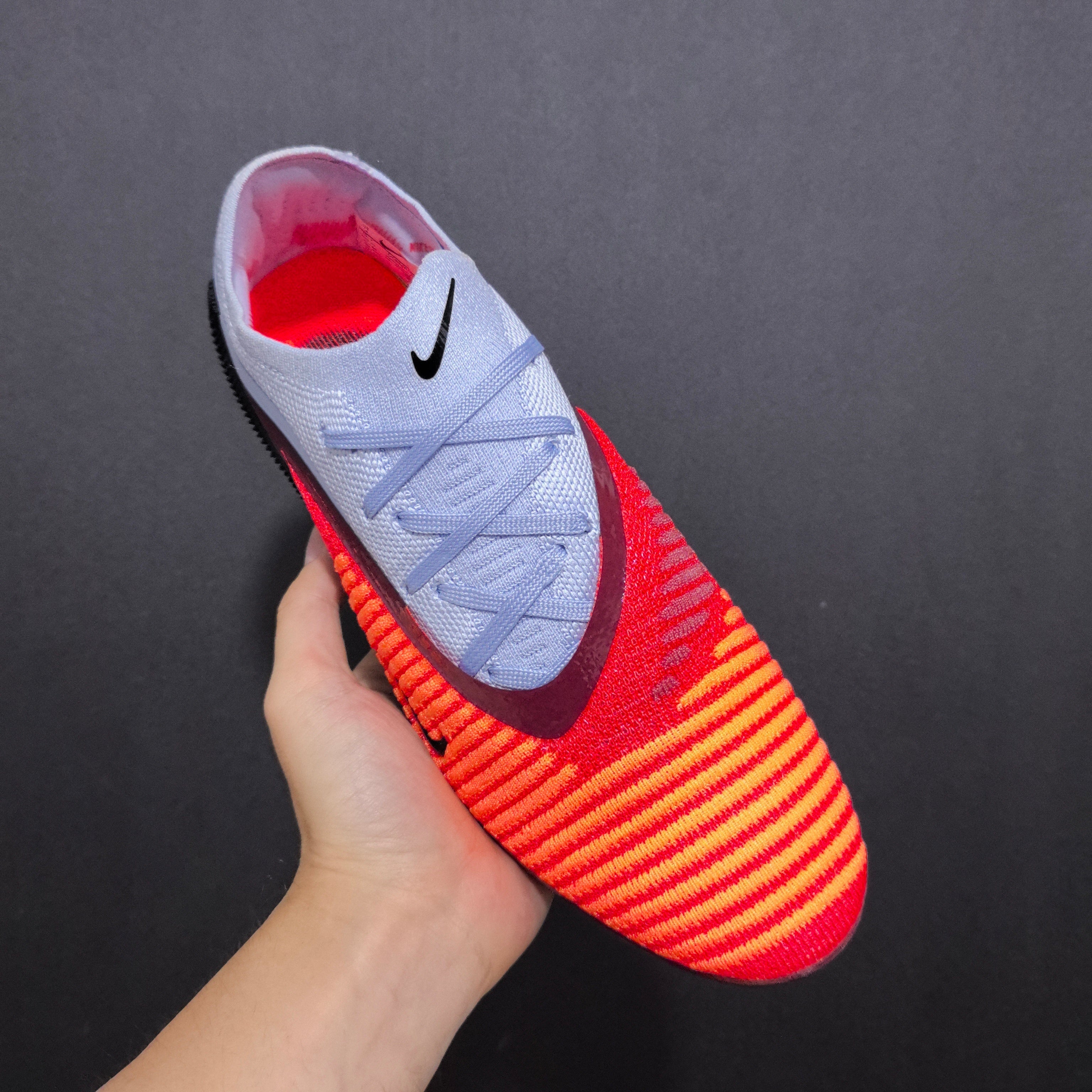 Chuteira Campo Nike Phantom GX 6 SG Elite + Brindes