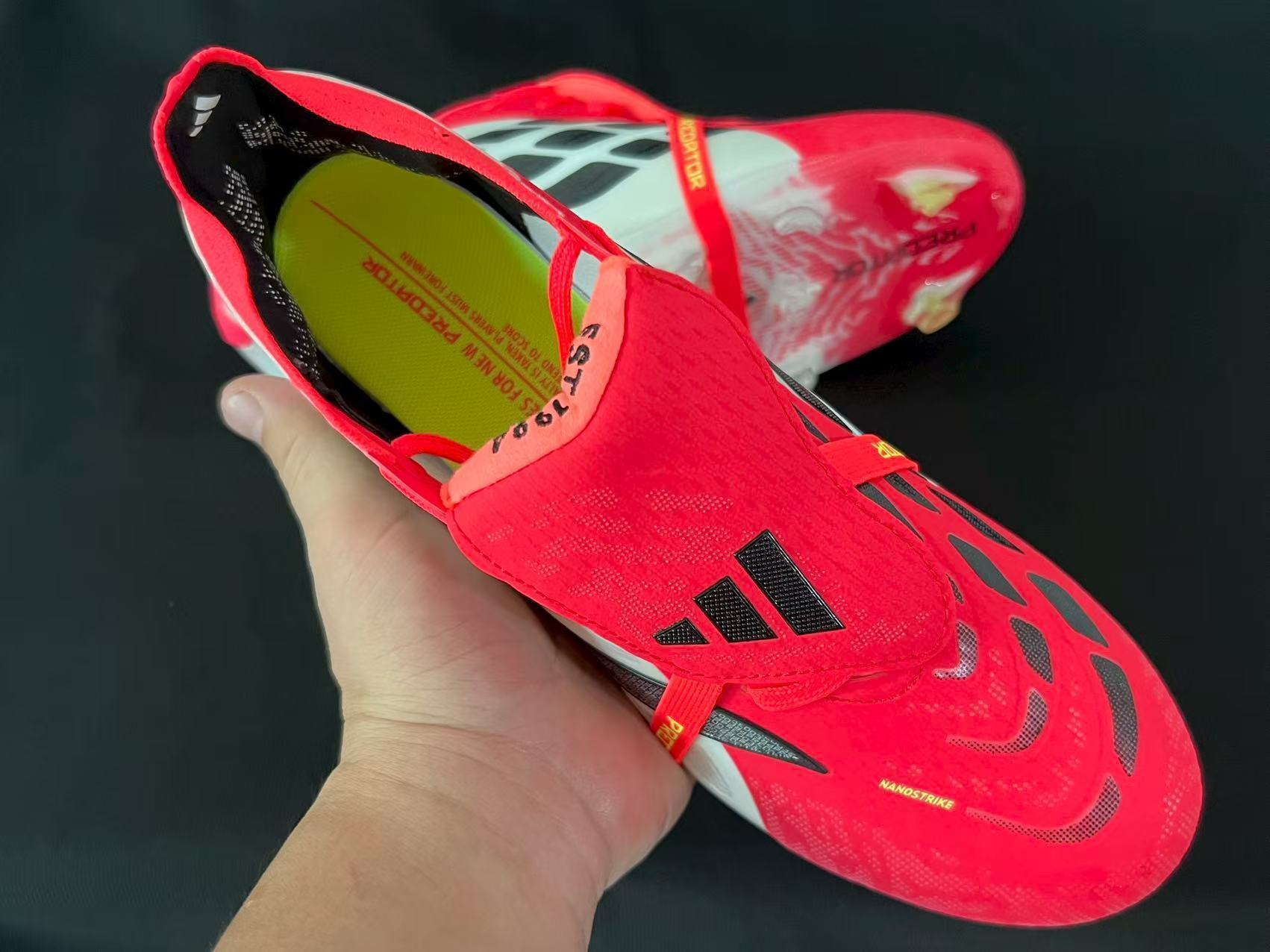 Chuteira Campo Adidas Predator 26 FG Elite + Brindes