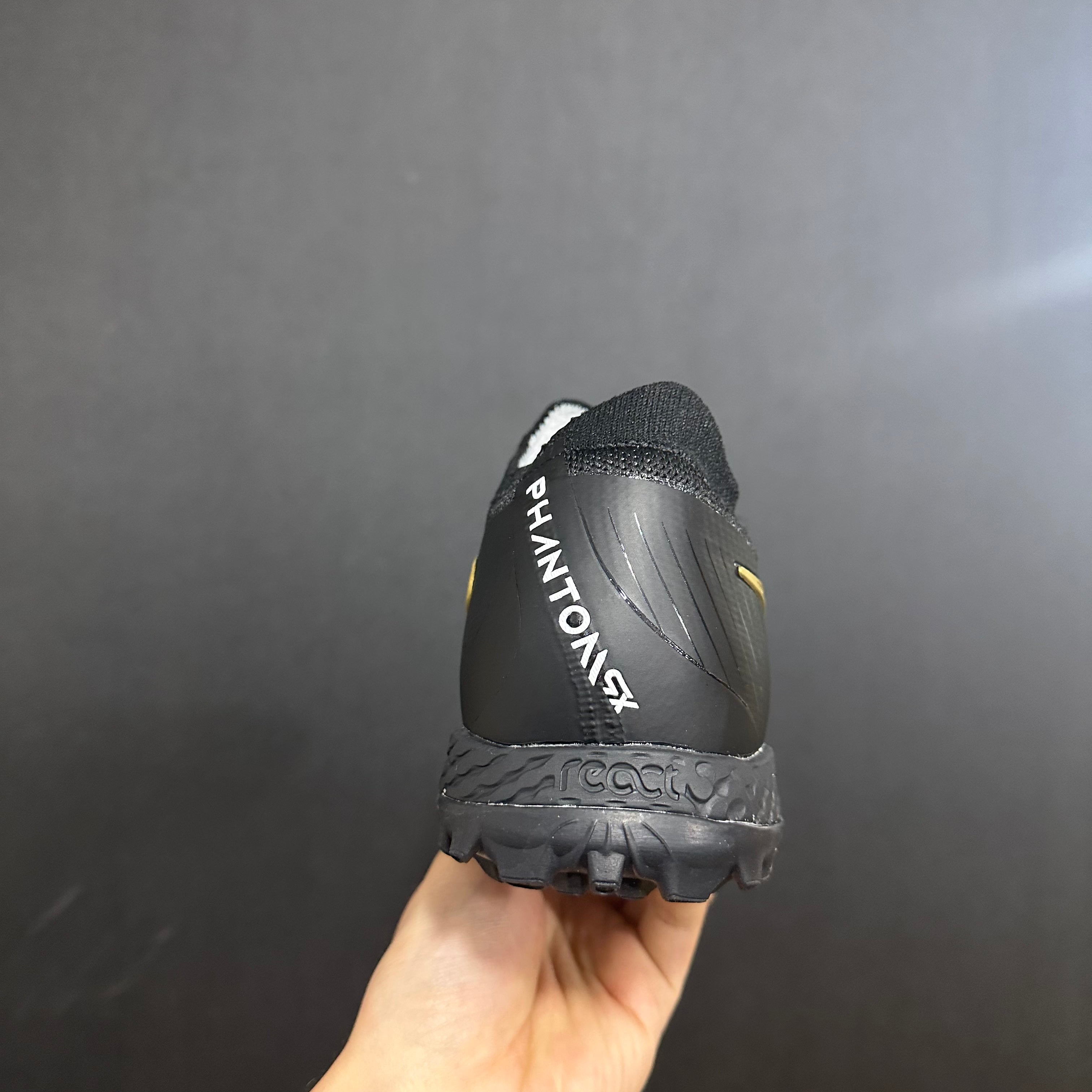 Chuteira Society Nike Phantom Luna TF 2 Elite + Brindes