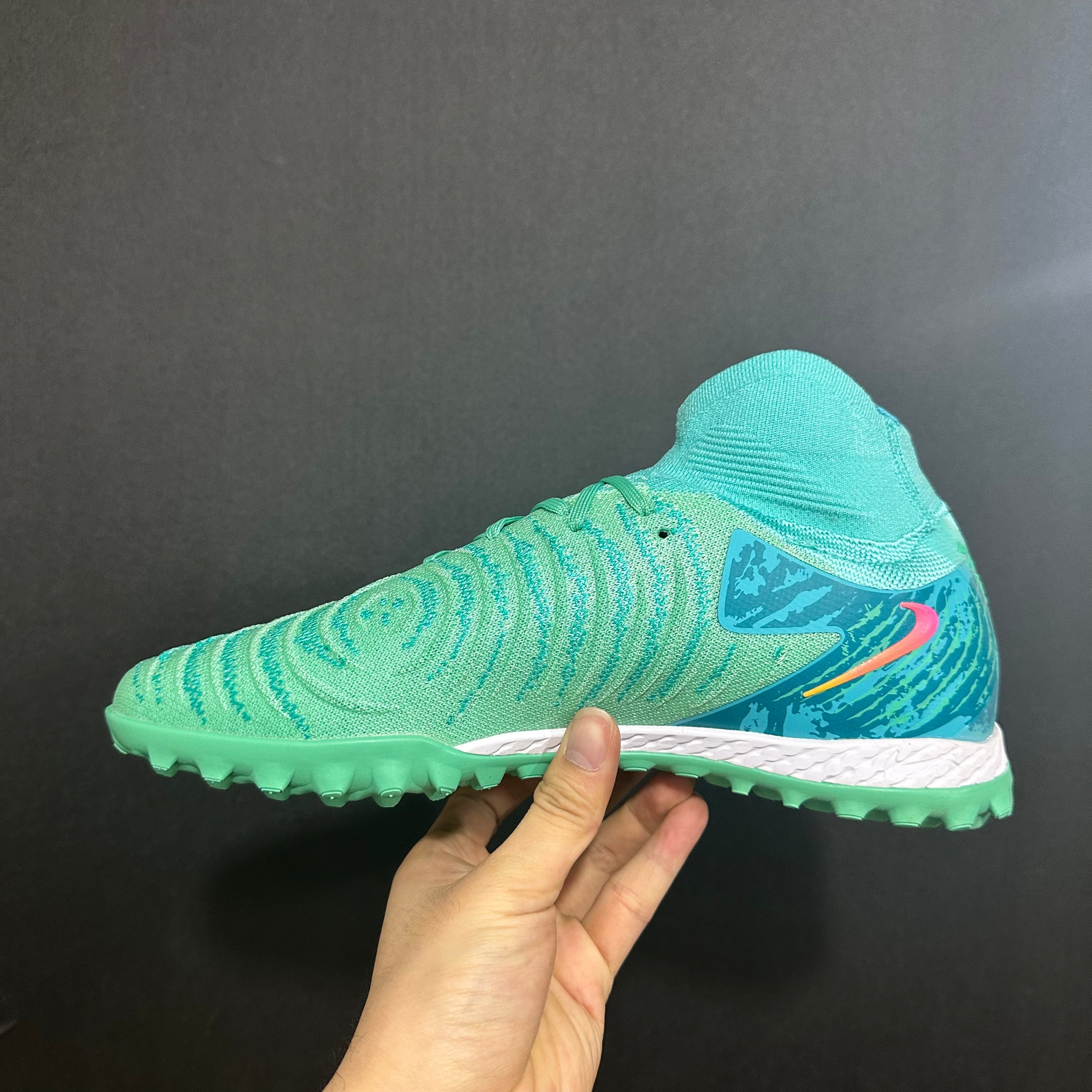 Chuteira Society Nike Phantom Luna TF 2 Elite + Brindes