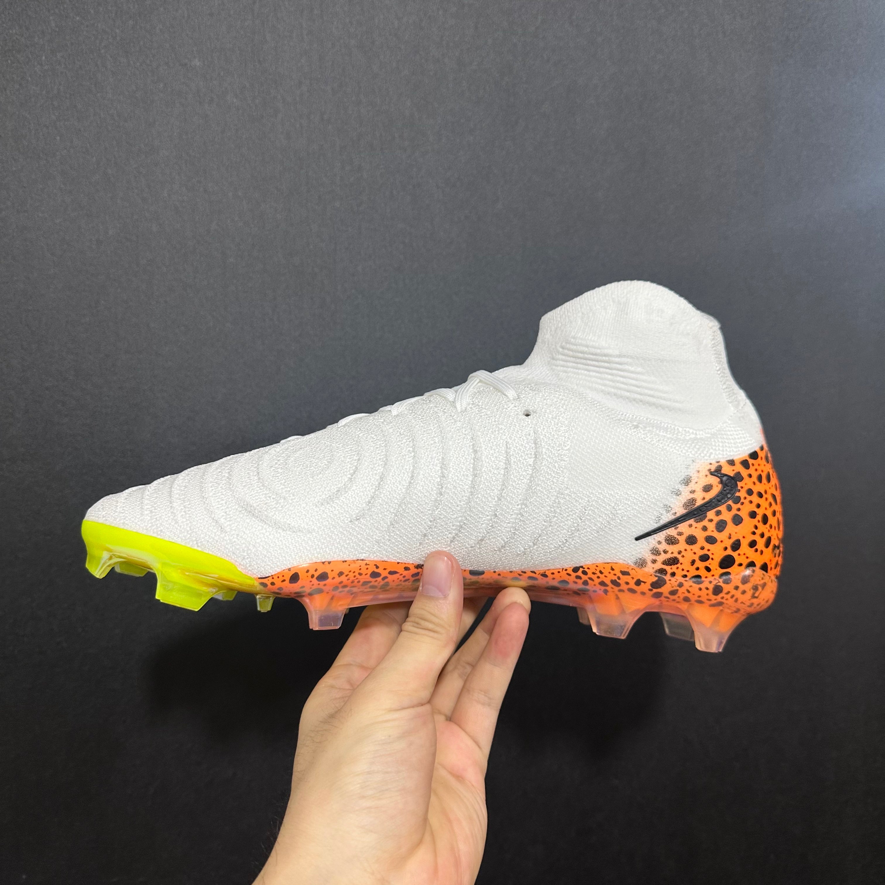 Chuteira Campo Nike Phantom Luna 2 Elite + Brindes