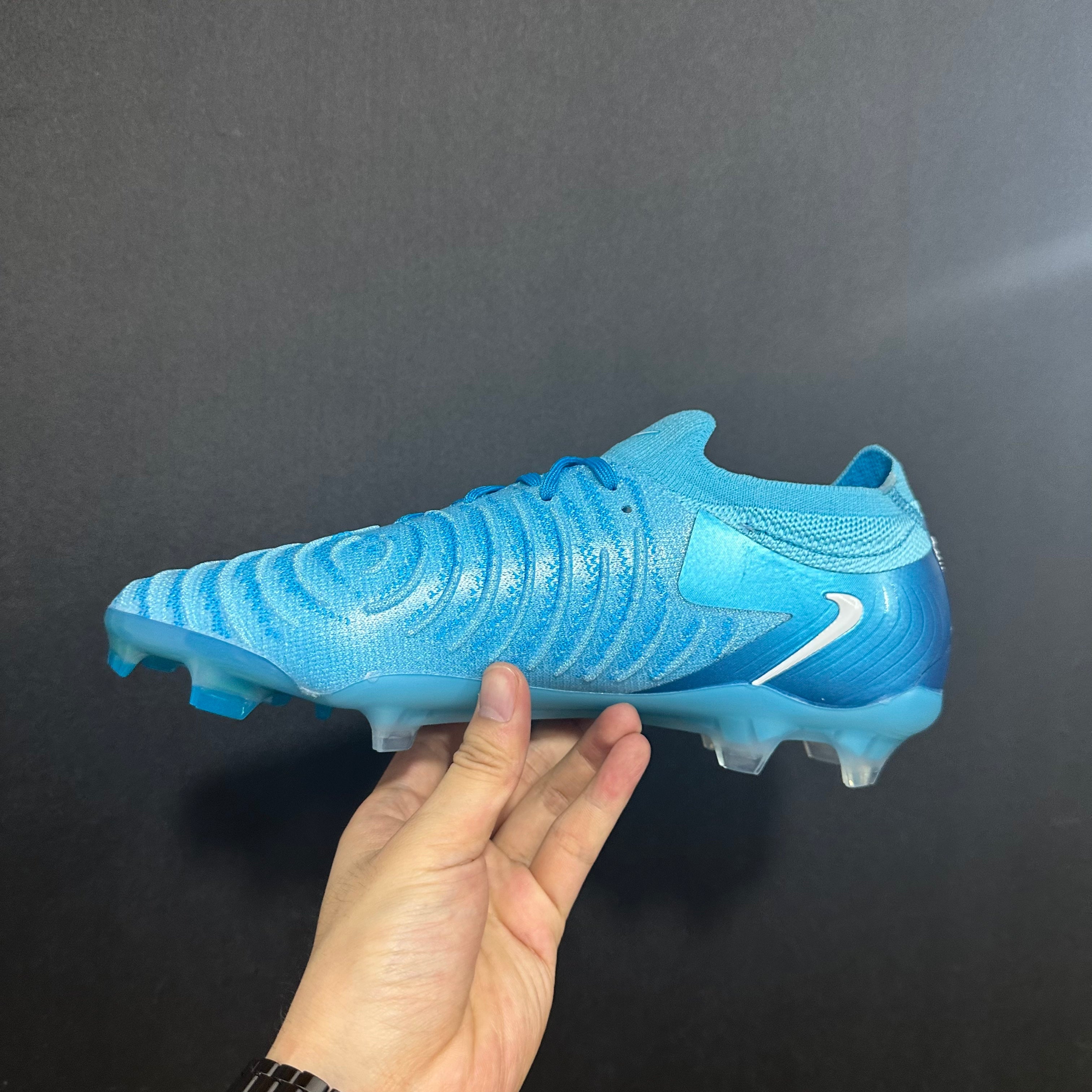 Chuteira Campo Nike Phantom Luna 2 Elite + Brindes