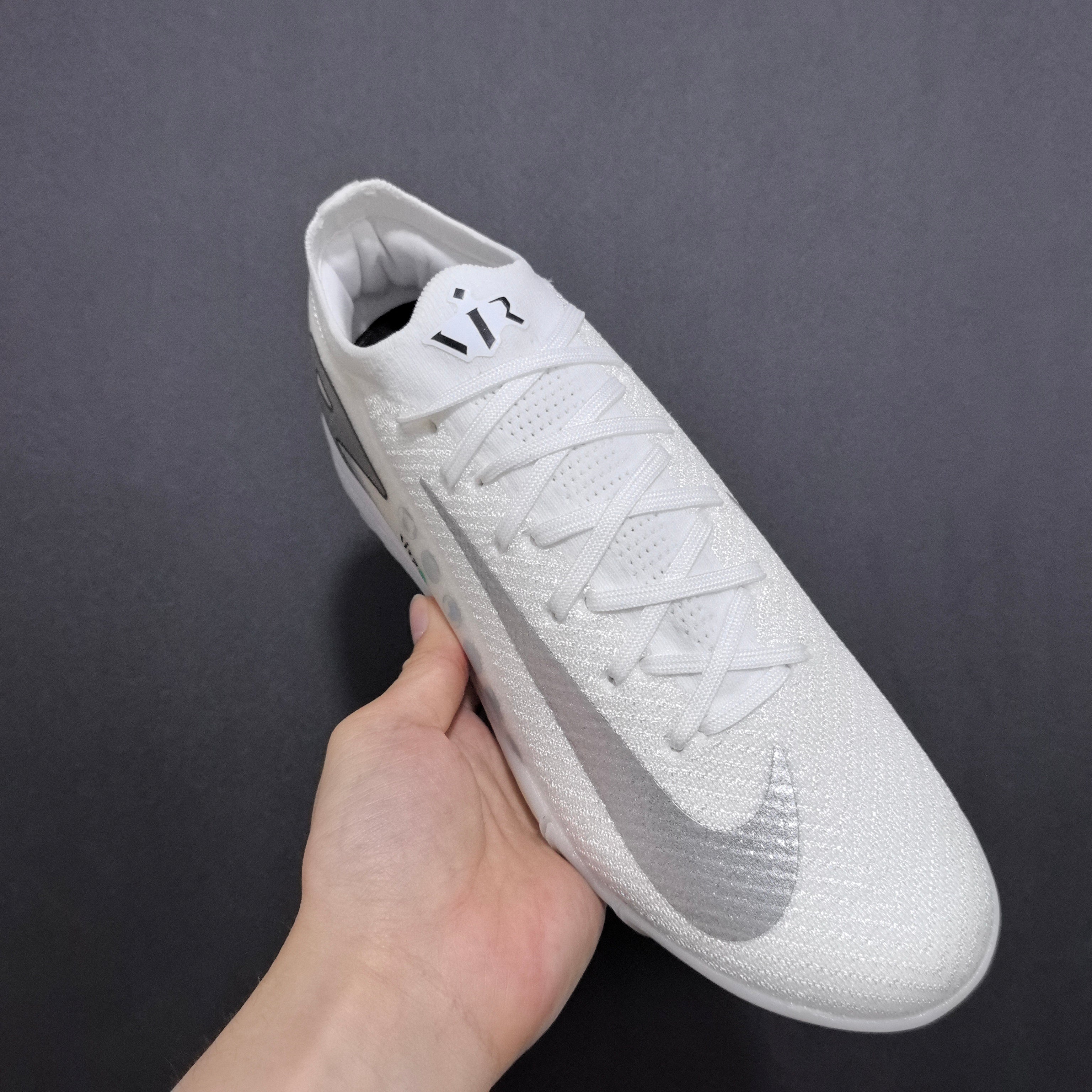 Chuteira Society Nike Air Zoom Mercurial Vapor 16 TF Elite + Brindes