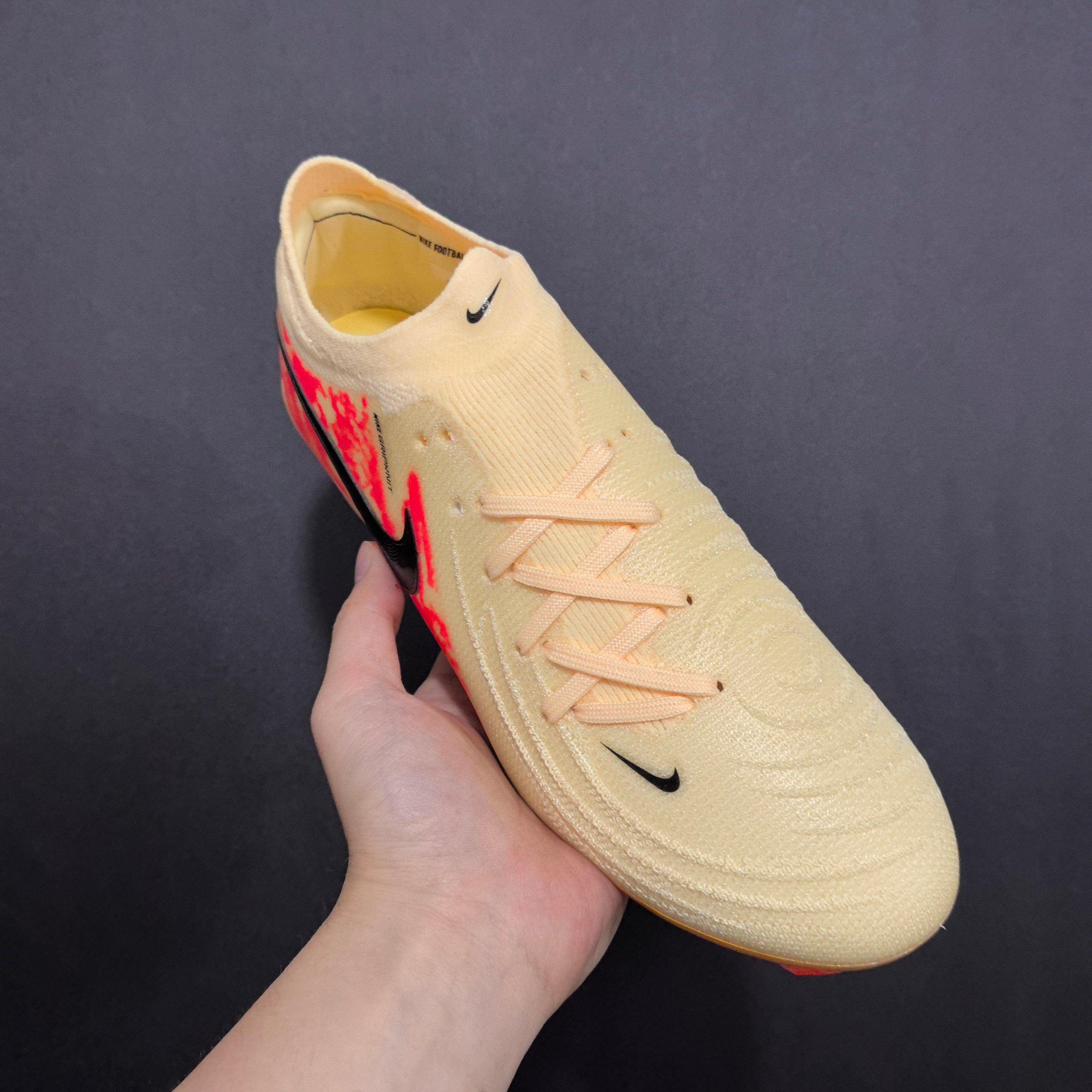 Chuteira Campo Nike Phantom Luna 2 Elite + Brindes