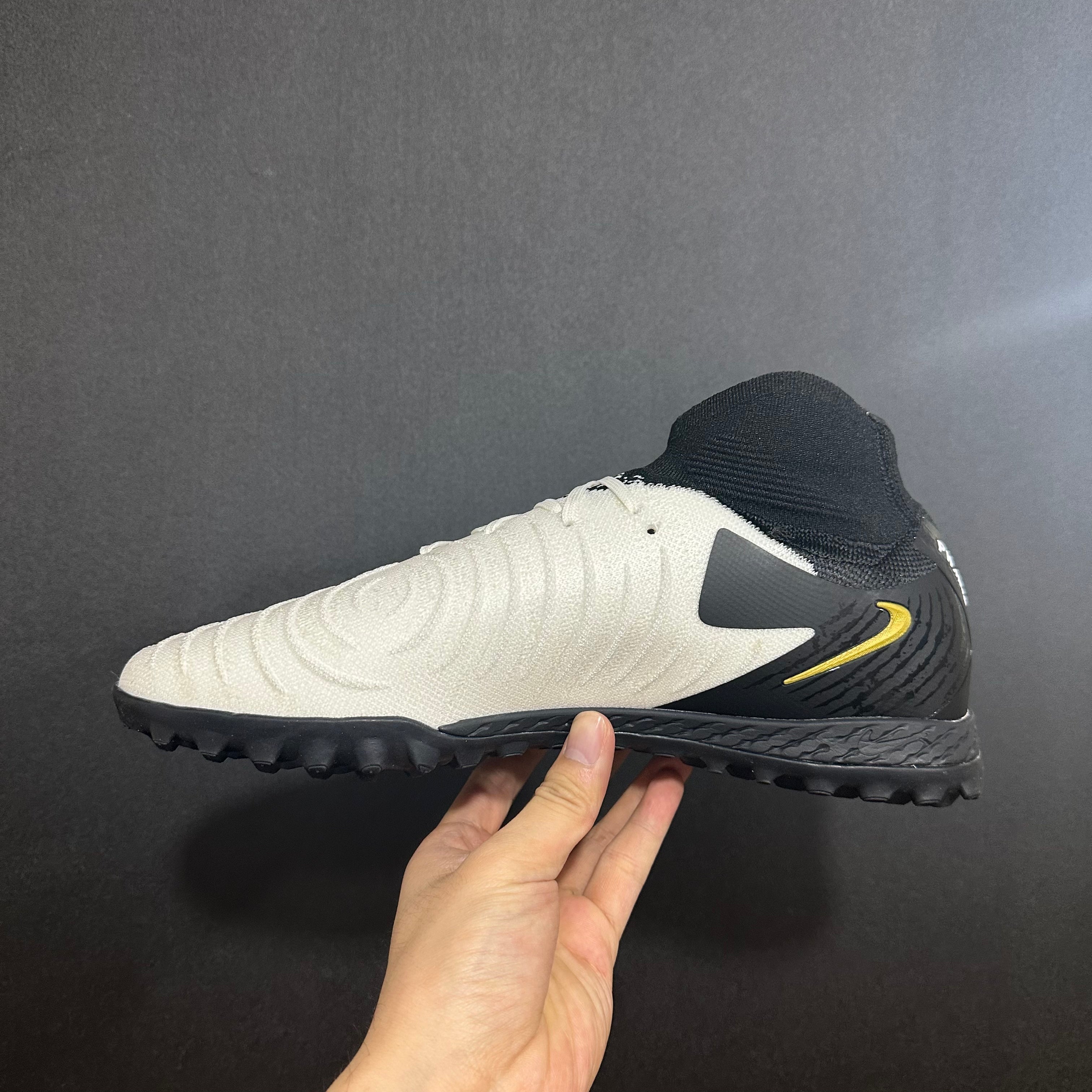 Chuteira Society Nike Phantom Luna TF 2 Elite + Brindes