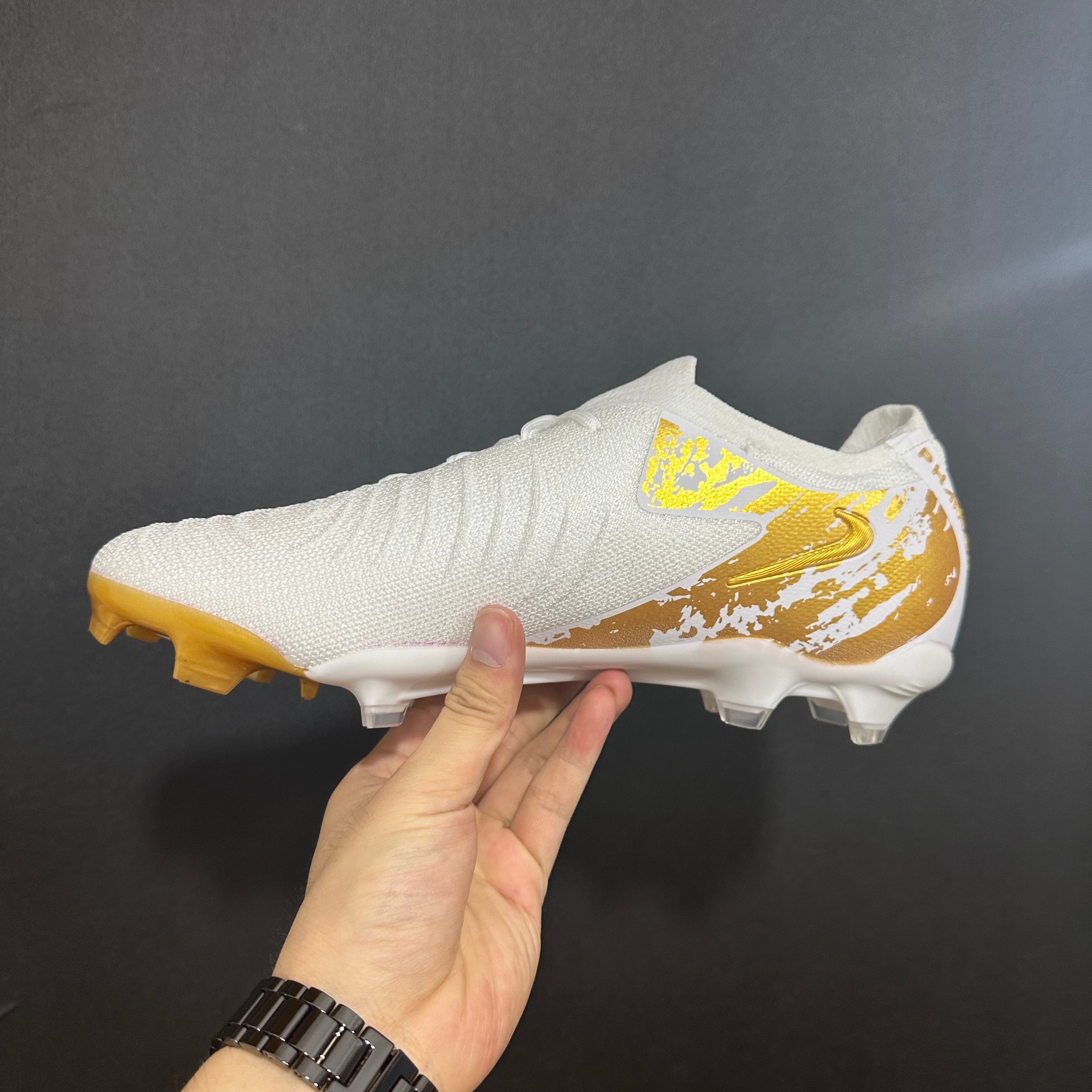 Chuteira Campo Nike Phantom Luna 2 Elite + Brindes