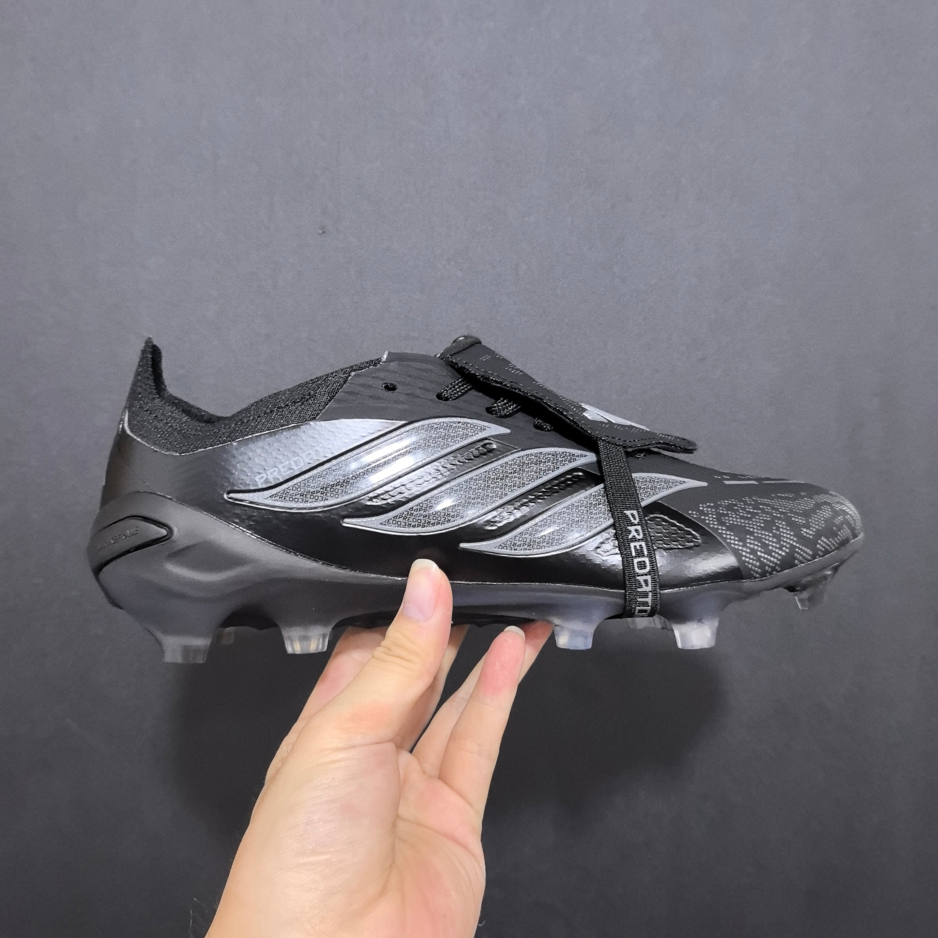 Chuteira Campo Adidas Predator 26 FG Elite + Brindes
