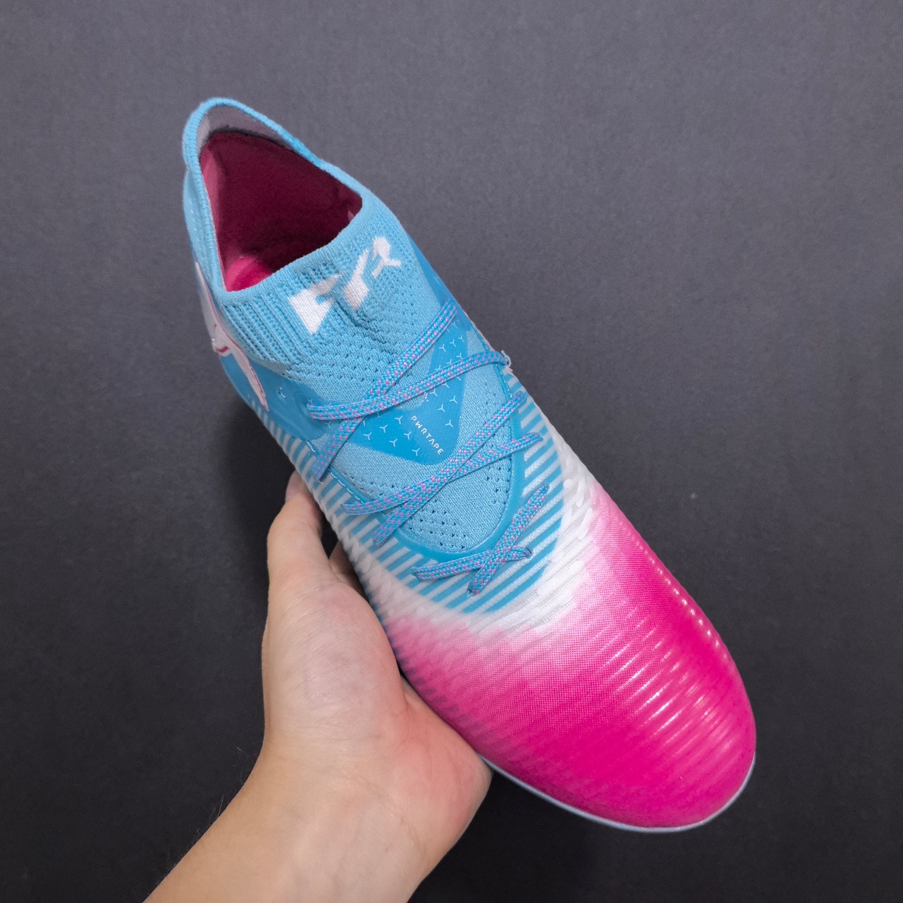 Chuteira Society Puma Future 8 MG Elite + Brindes