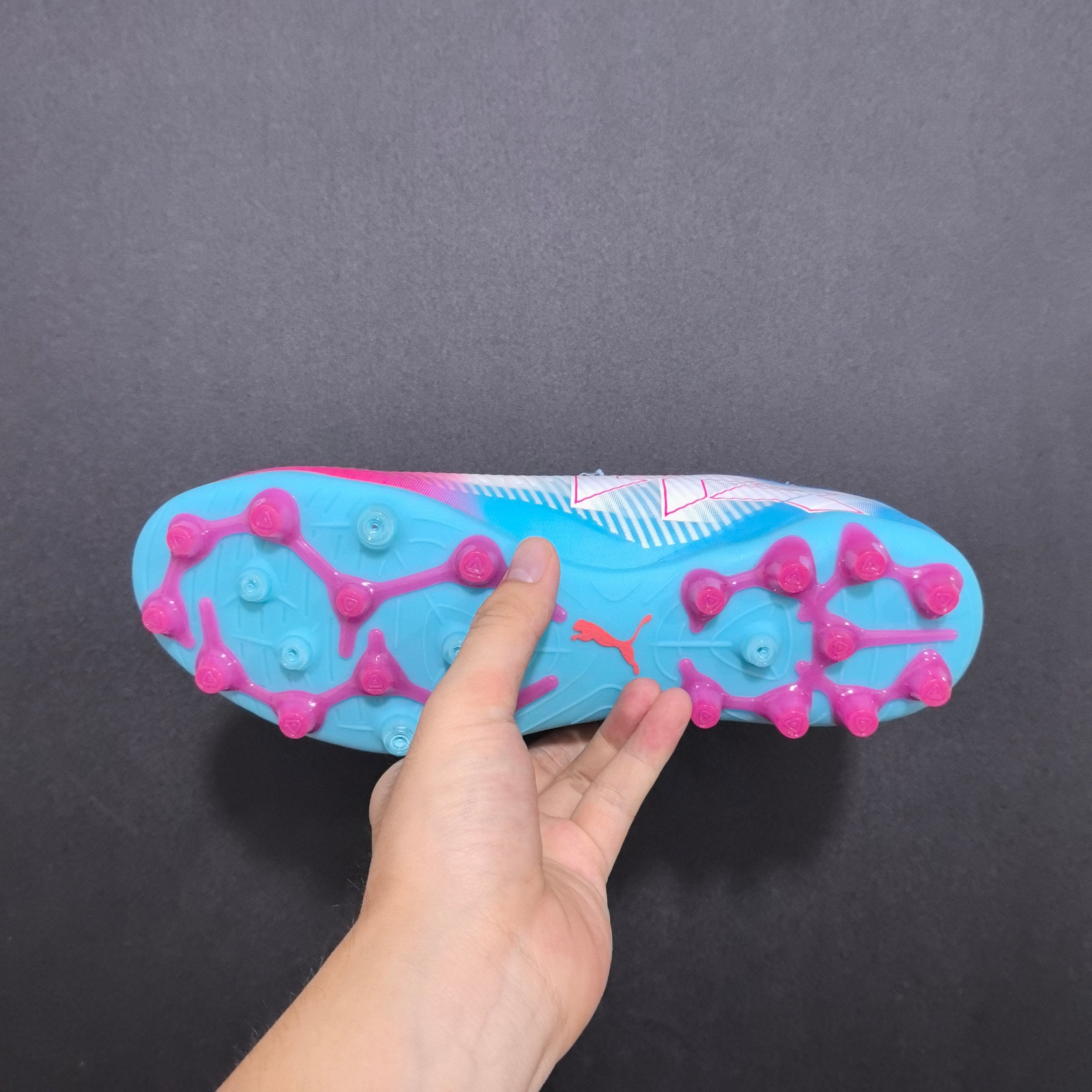 Chuteira Society Puma Future 8 MG Elite + Brindes