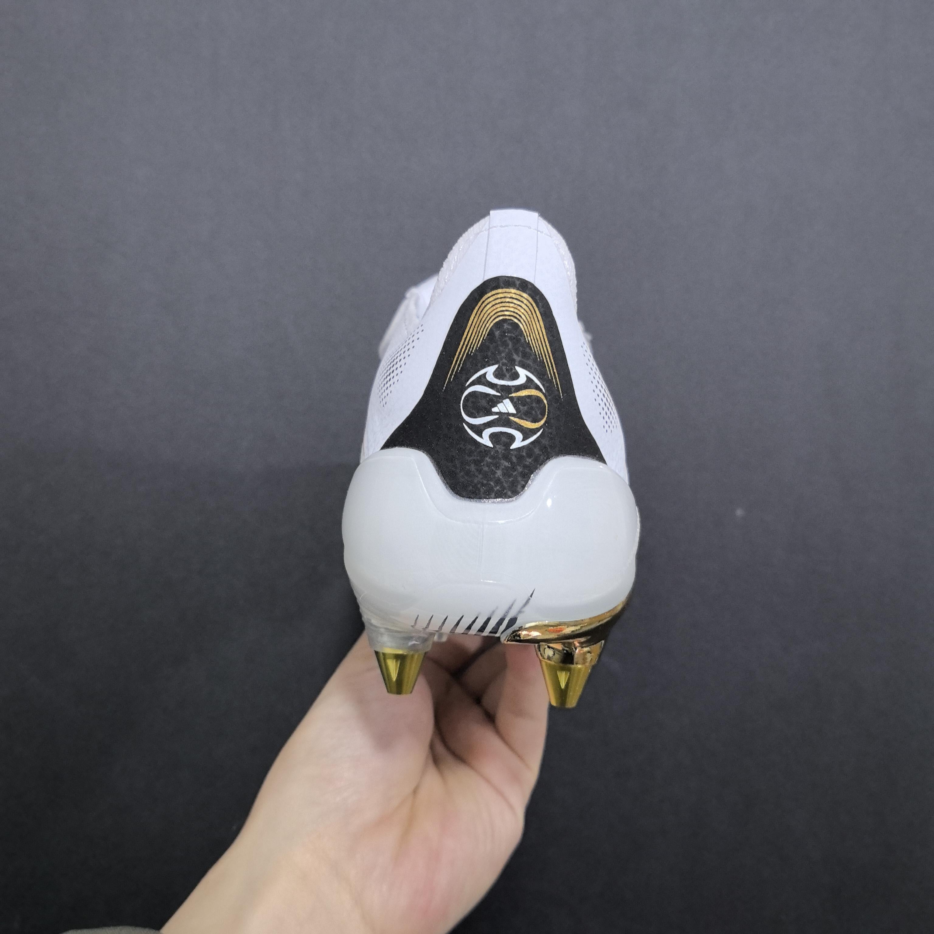 Chuteira Campo Adidas Predator 30 SG Elite + Brindes