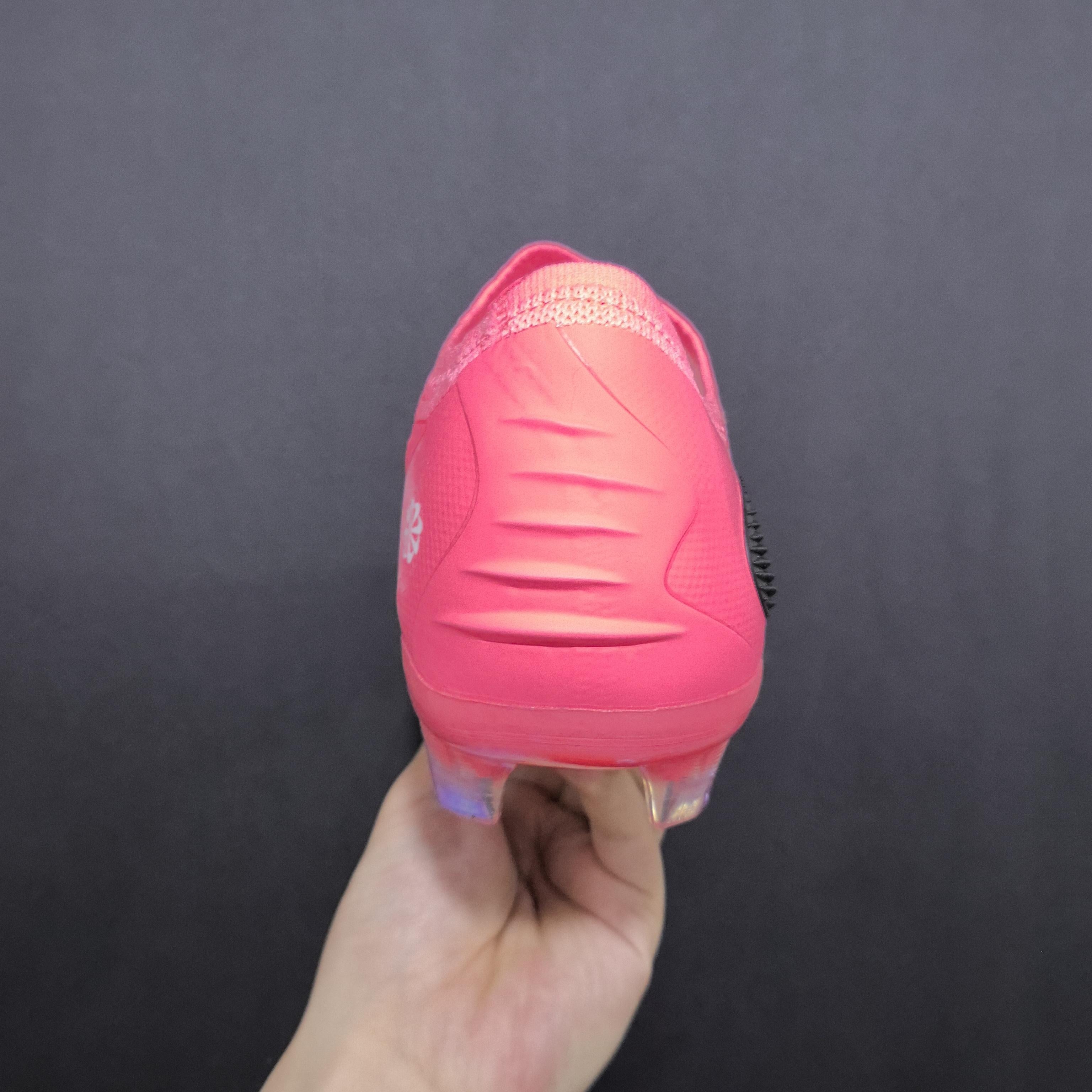 Chuteira Campo Nike Phantom GX 6 FG Elite + Brindes