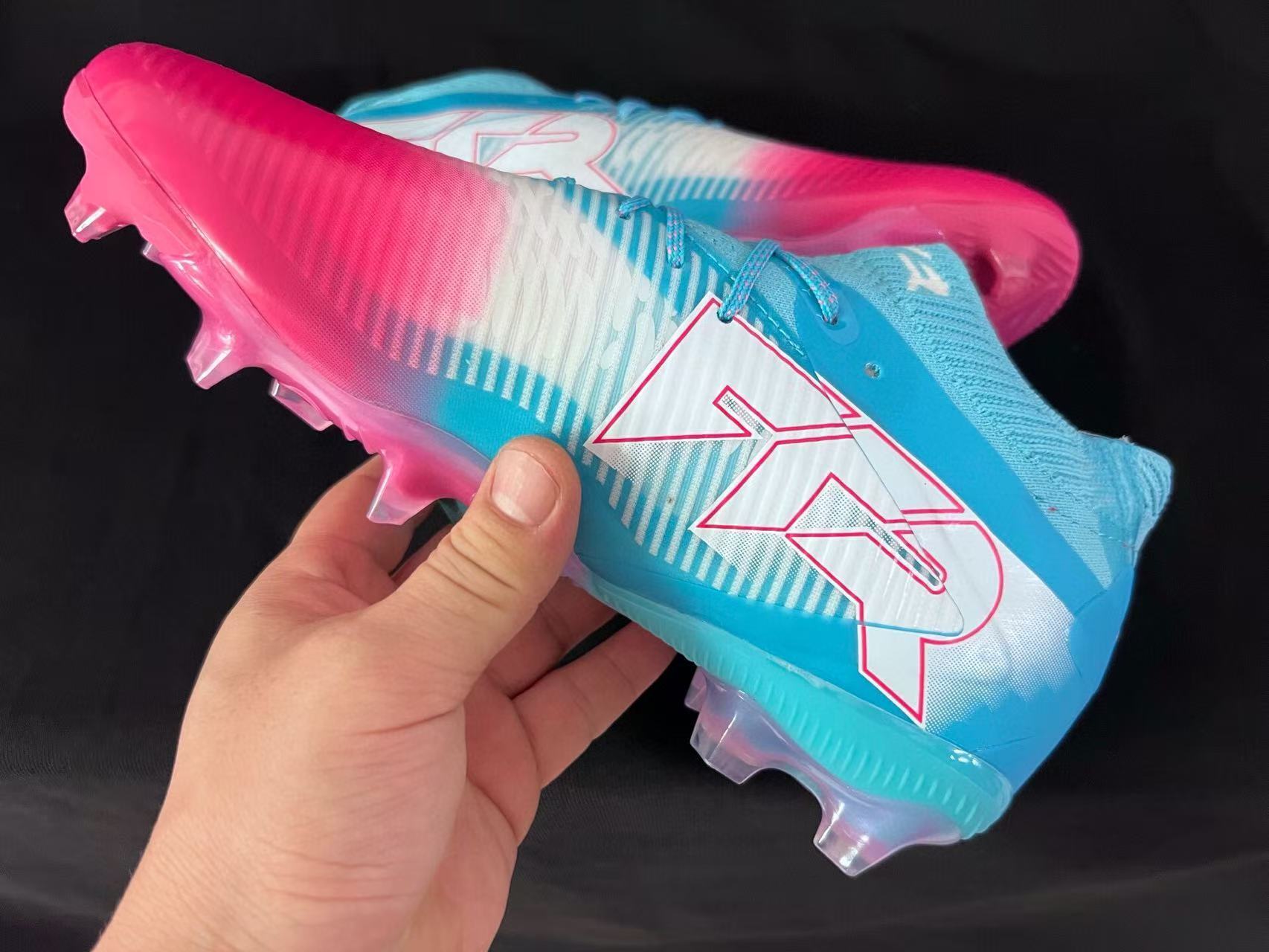 Chuteira Campo Puma Future 8 FG/AG Elite + Brindes