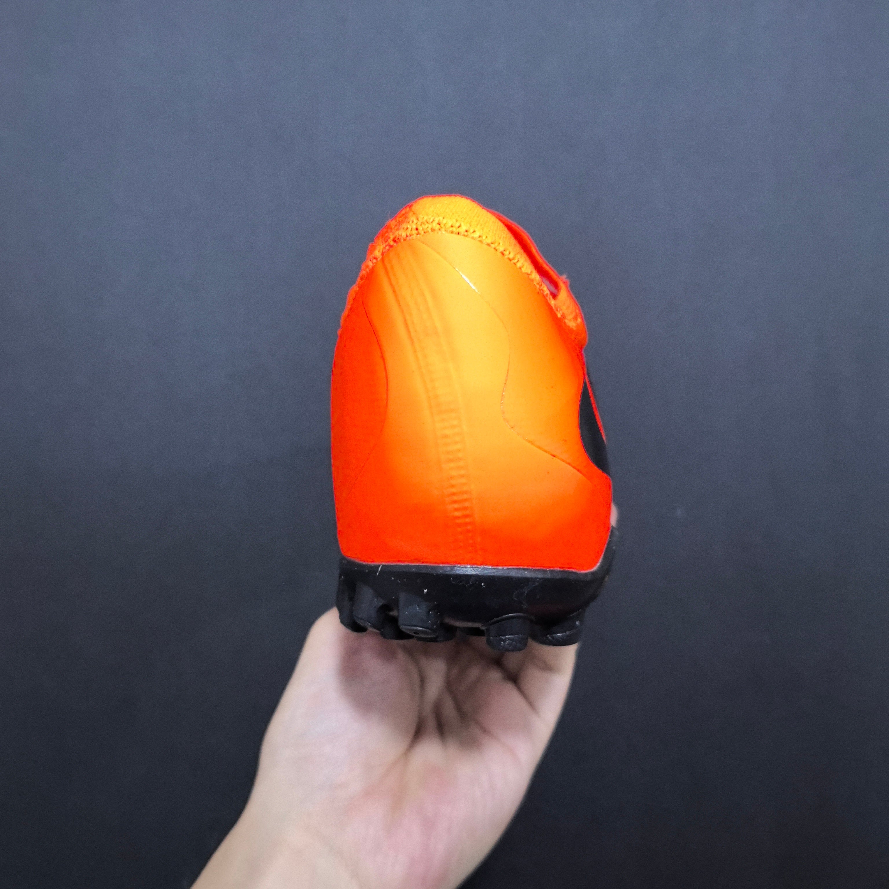 Chuteira Society Nike Phantom GX 6 TF Elite + Brindes