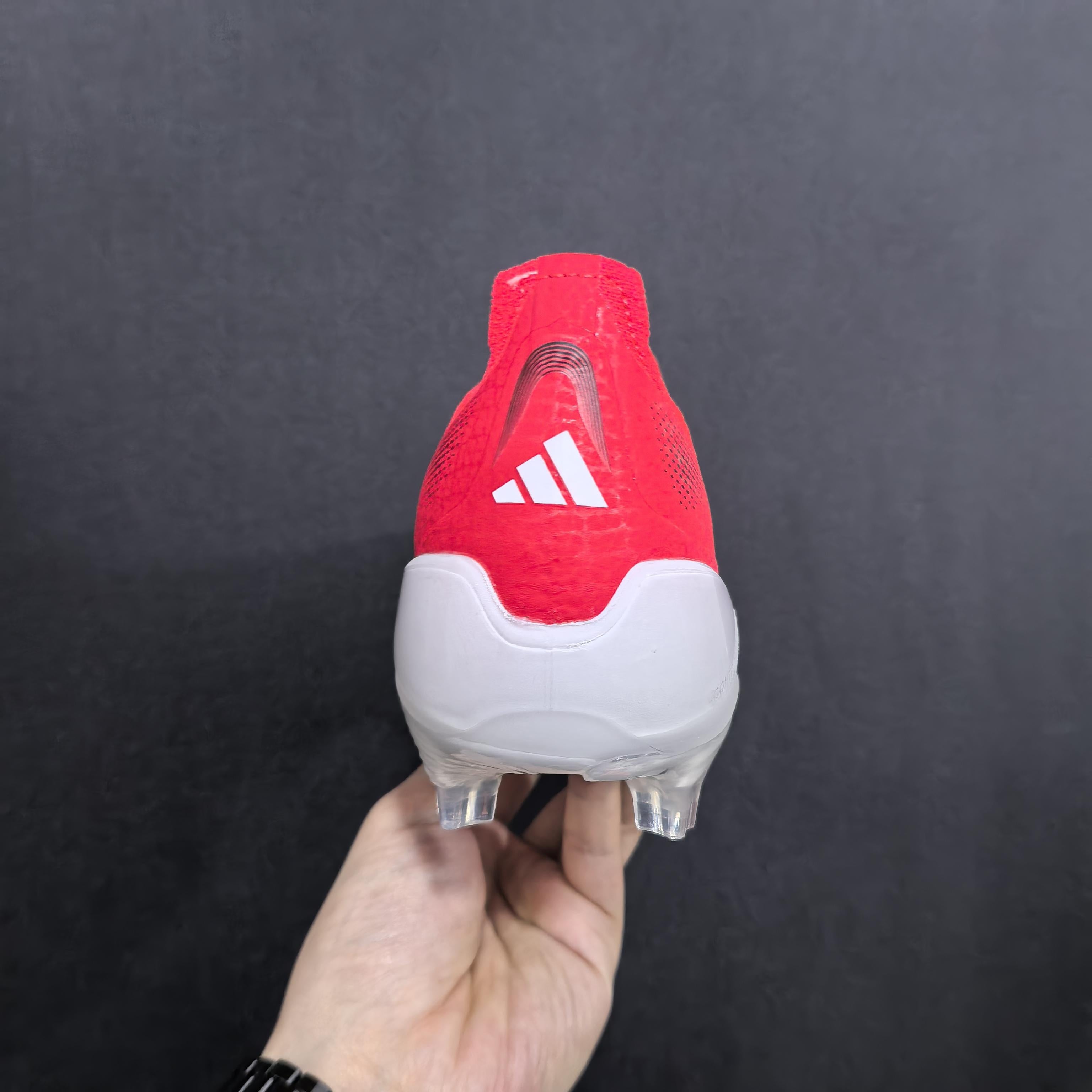 Chuteira Campo Adidas Predator+ FG Elite + Brindes