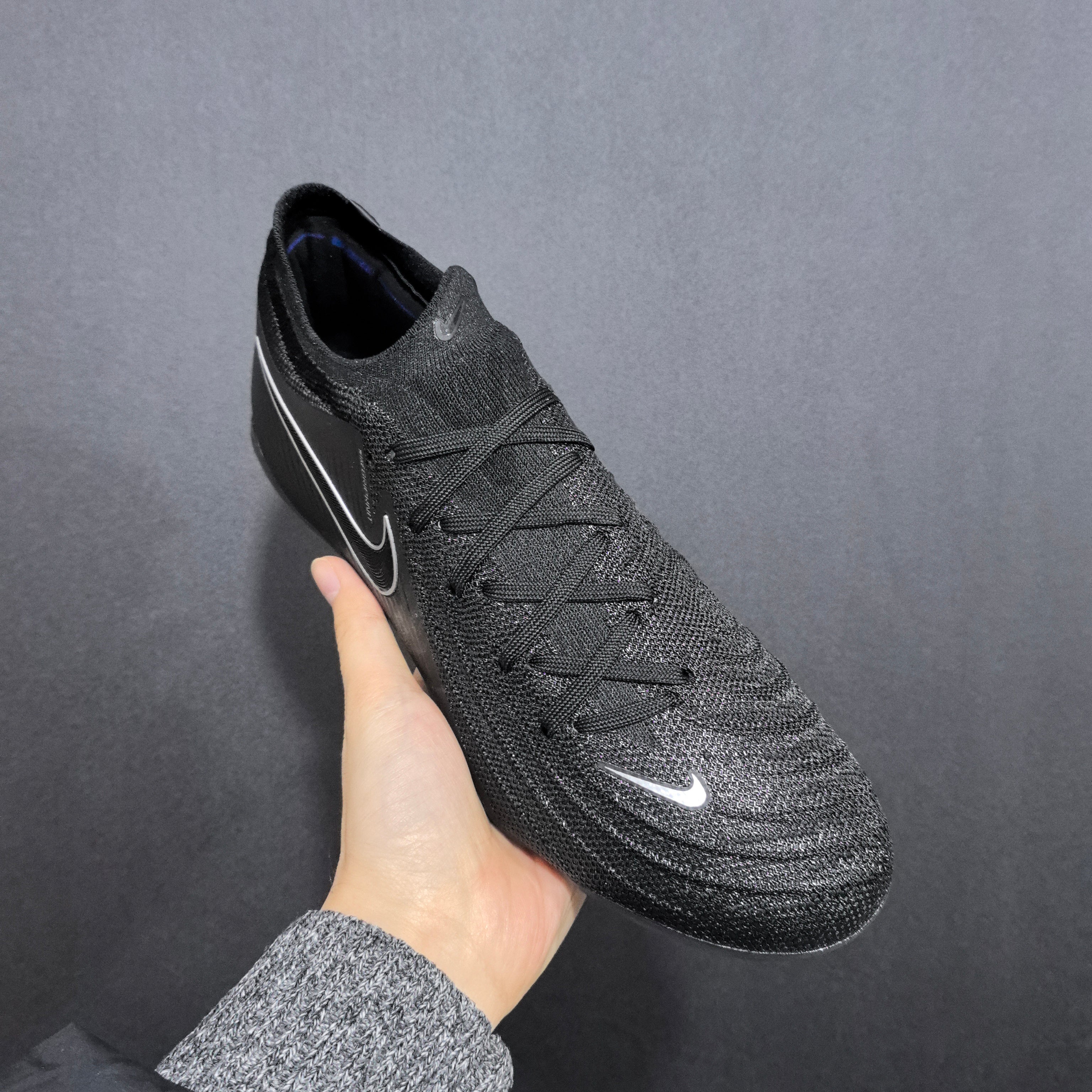 Chuteira Campo Nike Phantom Luna 2 SG Elite + Brindes