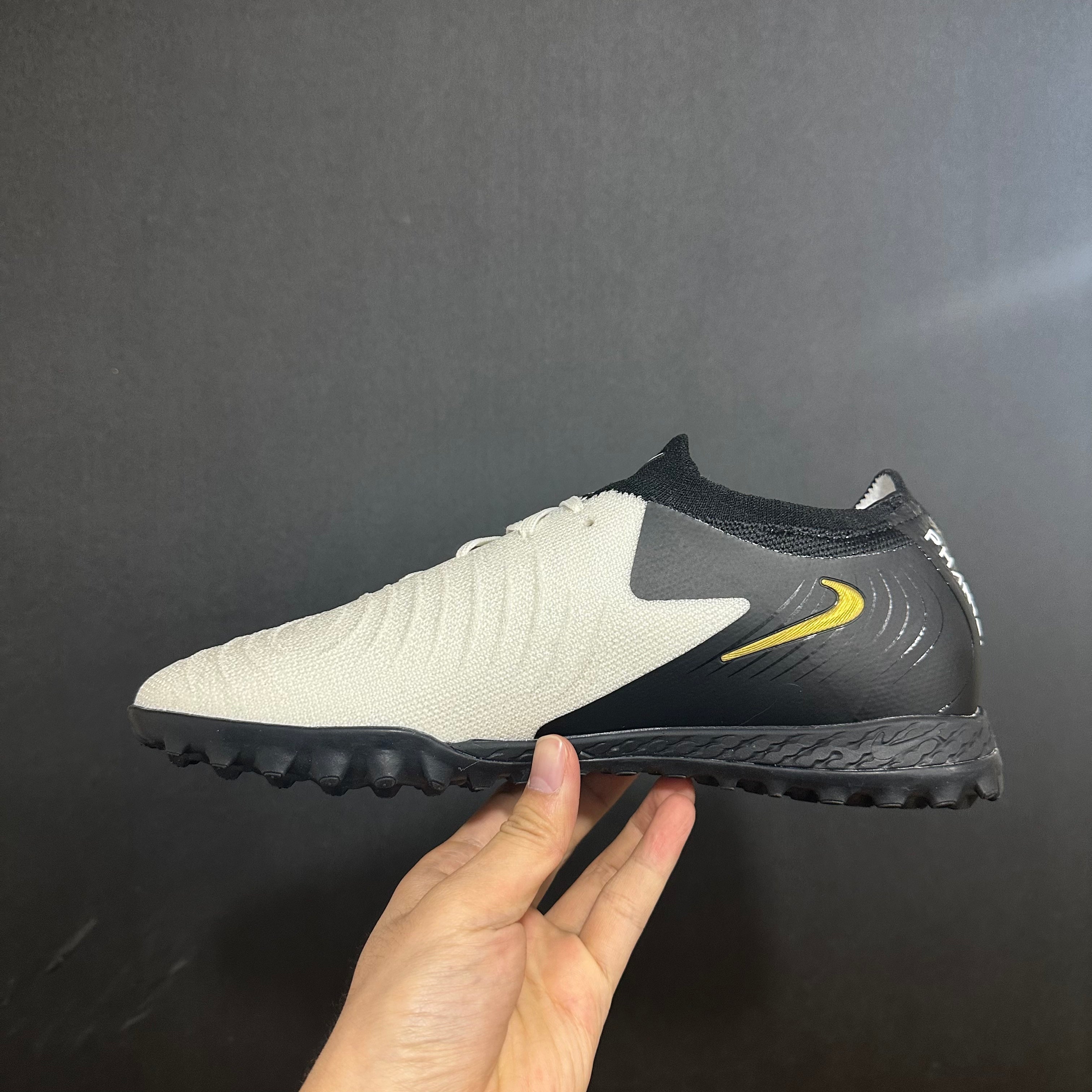 Chuteira Society Nike Phantom Luna TF 2 Elite + Brindes