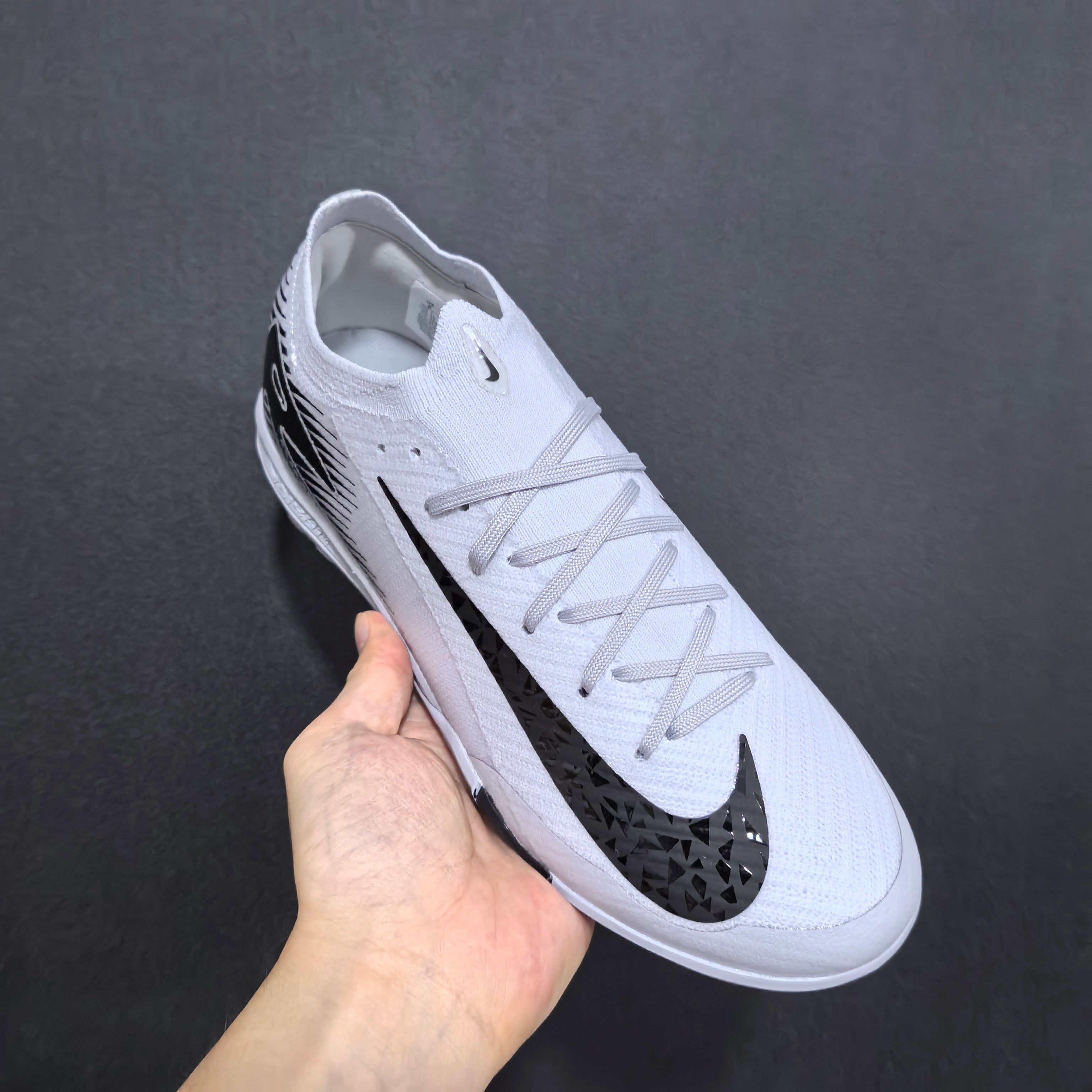 Chuteira Society Nike Air Zoom Mercurial Vapor 16 TF Elite + Brindes Exclusivos