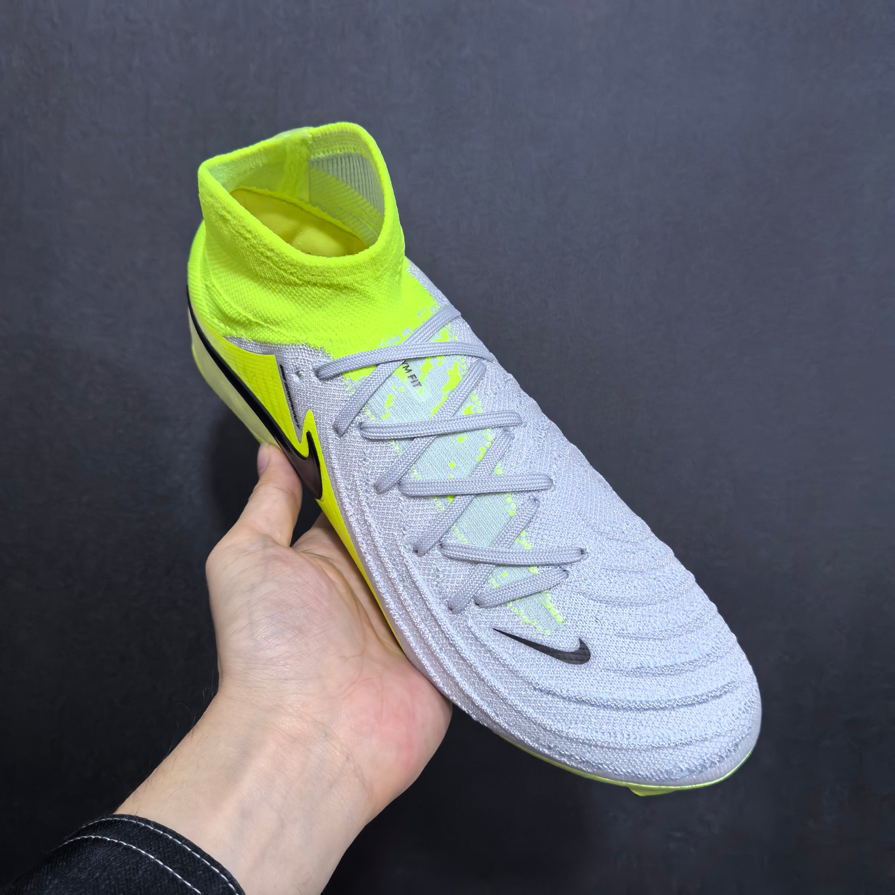 Chuteira Campo Nike Phantom Luna 2 Elite + Brindes