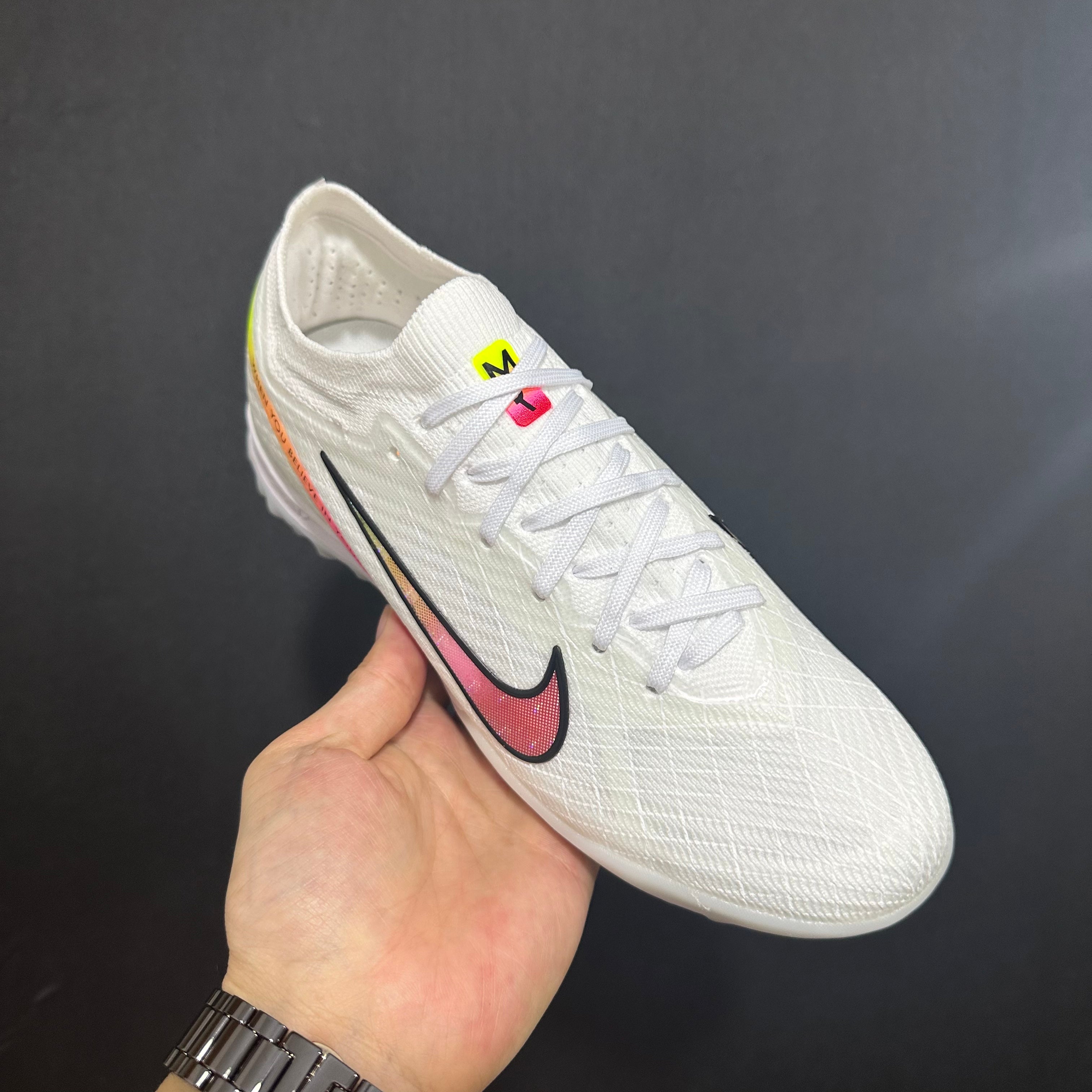 Chuteira Society Nike Air Zoom Mercurial Vapor 15 TF Elite + Brindes