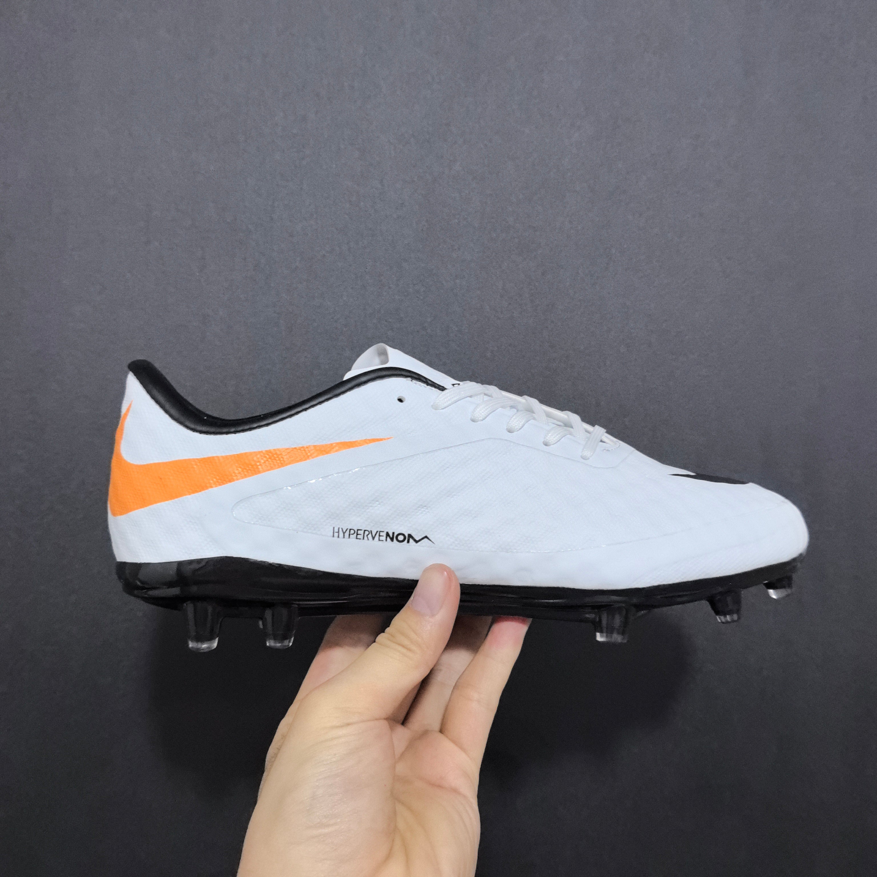 Chuteira Campo Nike Hypervenom Phantom fg Elite + Brindes