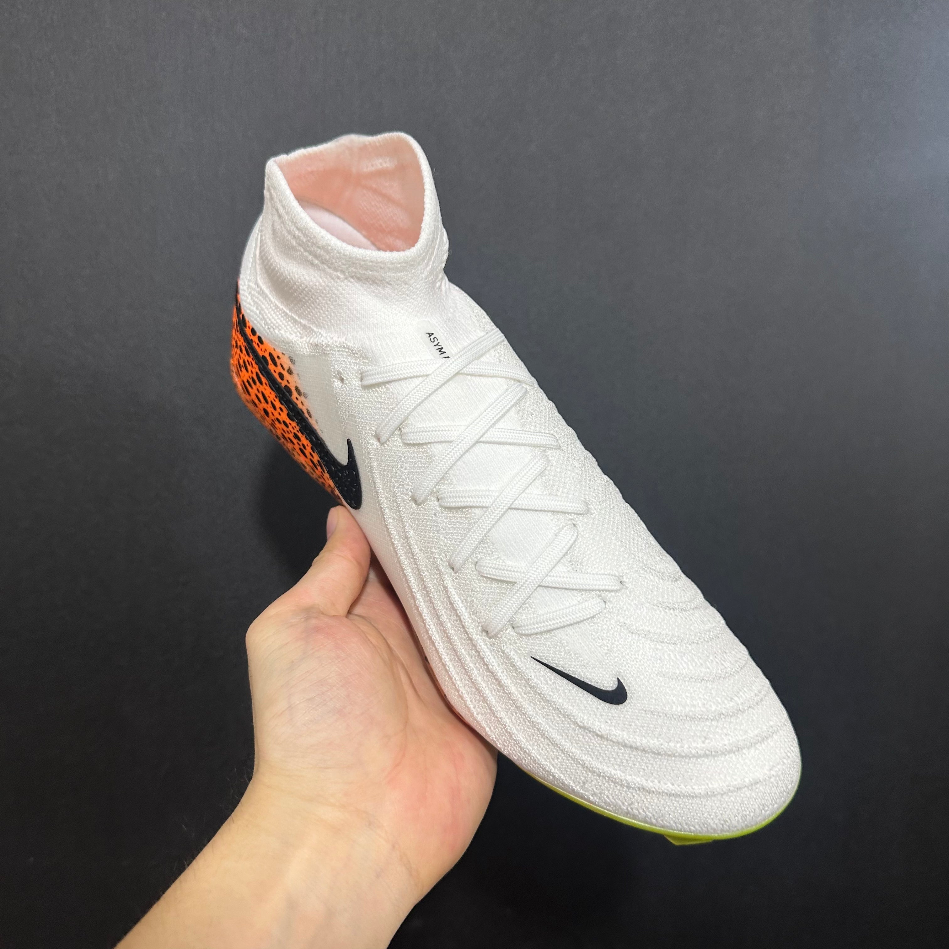 Chuteira Campo Nike Phantom Luna 2 Elite + Brindes