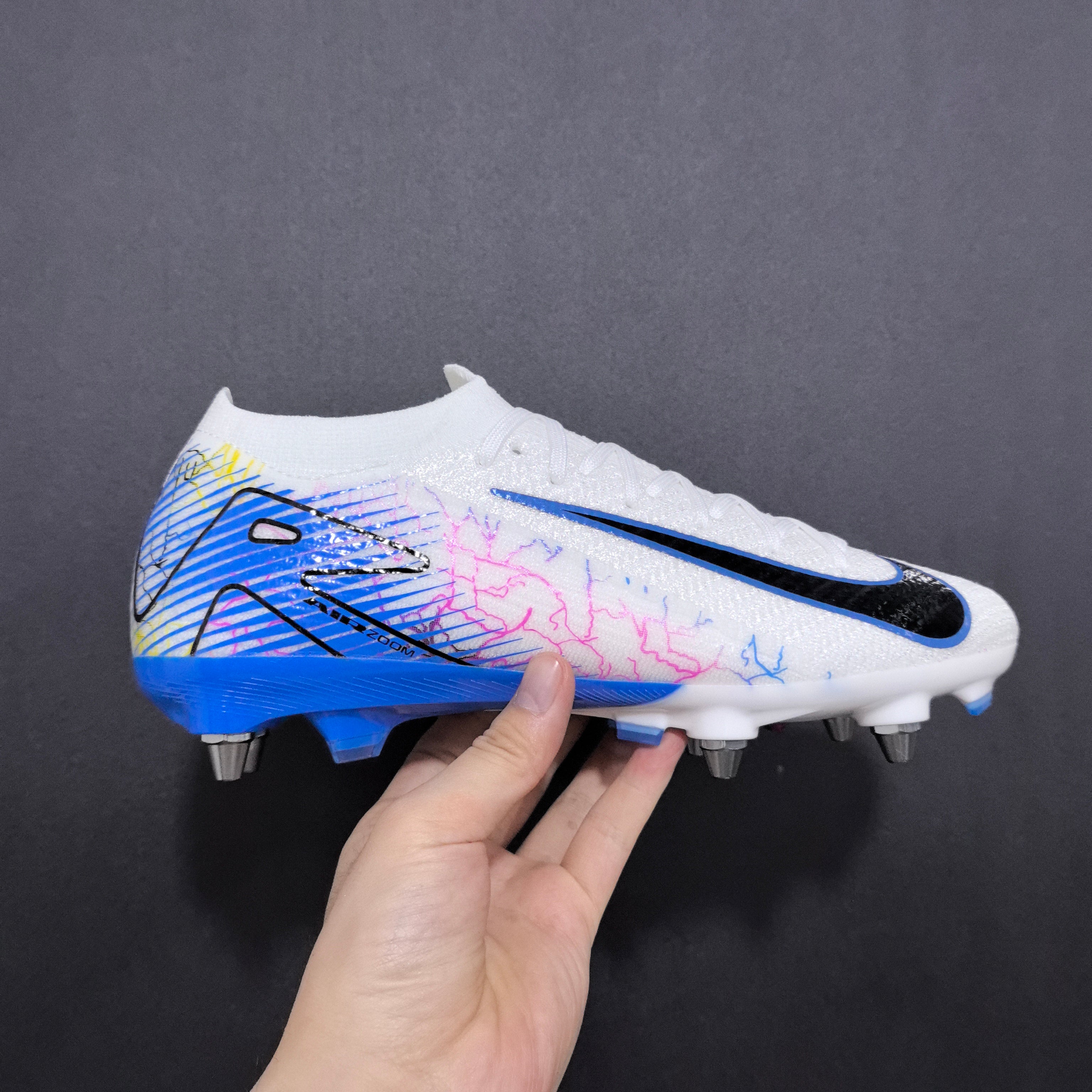 Chuteira Campo Nike Air Zoom Mercurial Vapor 16 SG Elite + Brindes