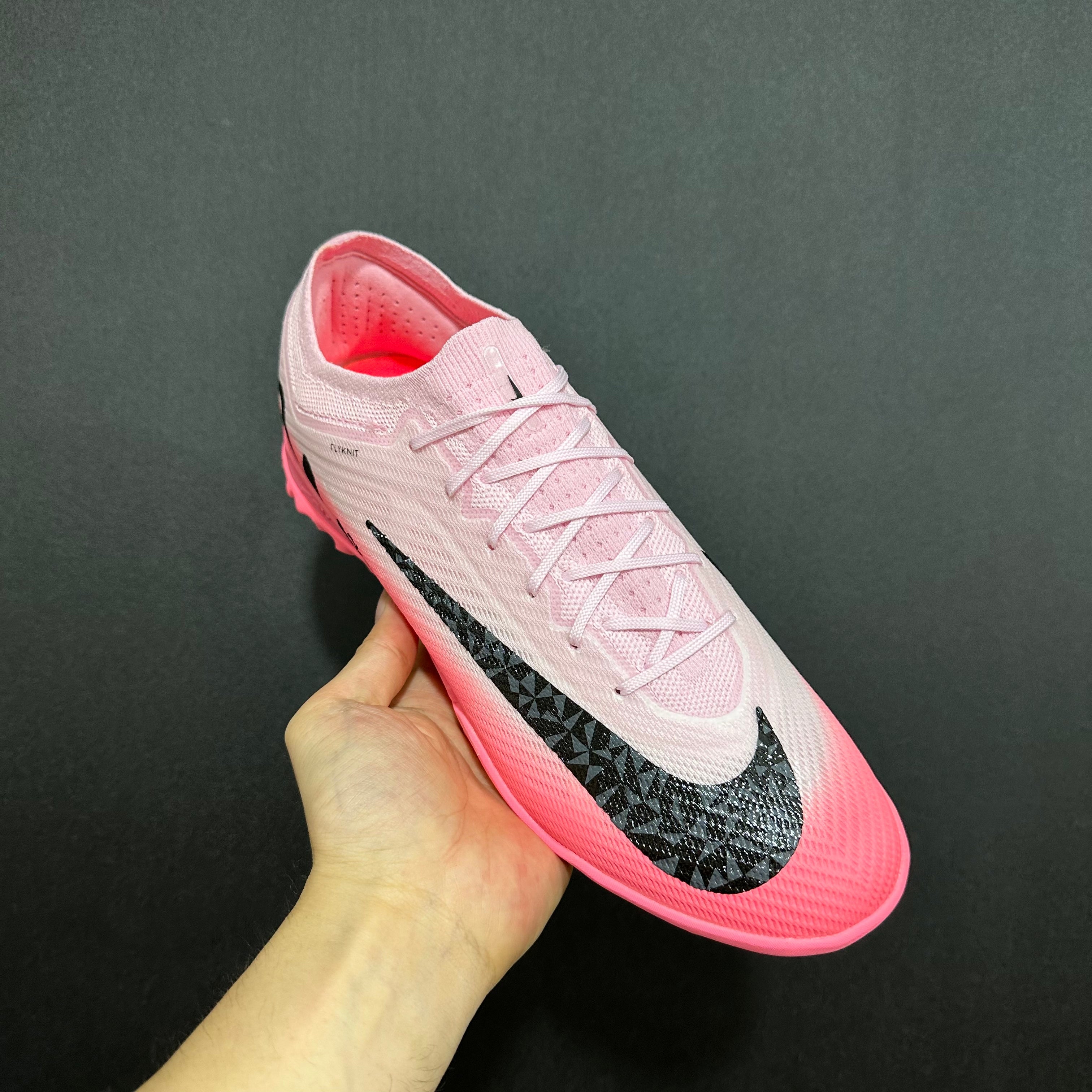 Chuteira Society Nike Air Zoom Mercurial Vapor 15 TF Elite + Brindes