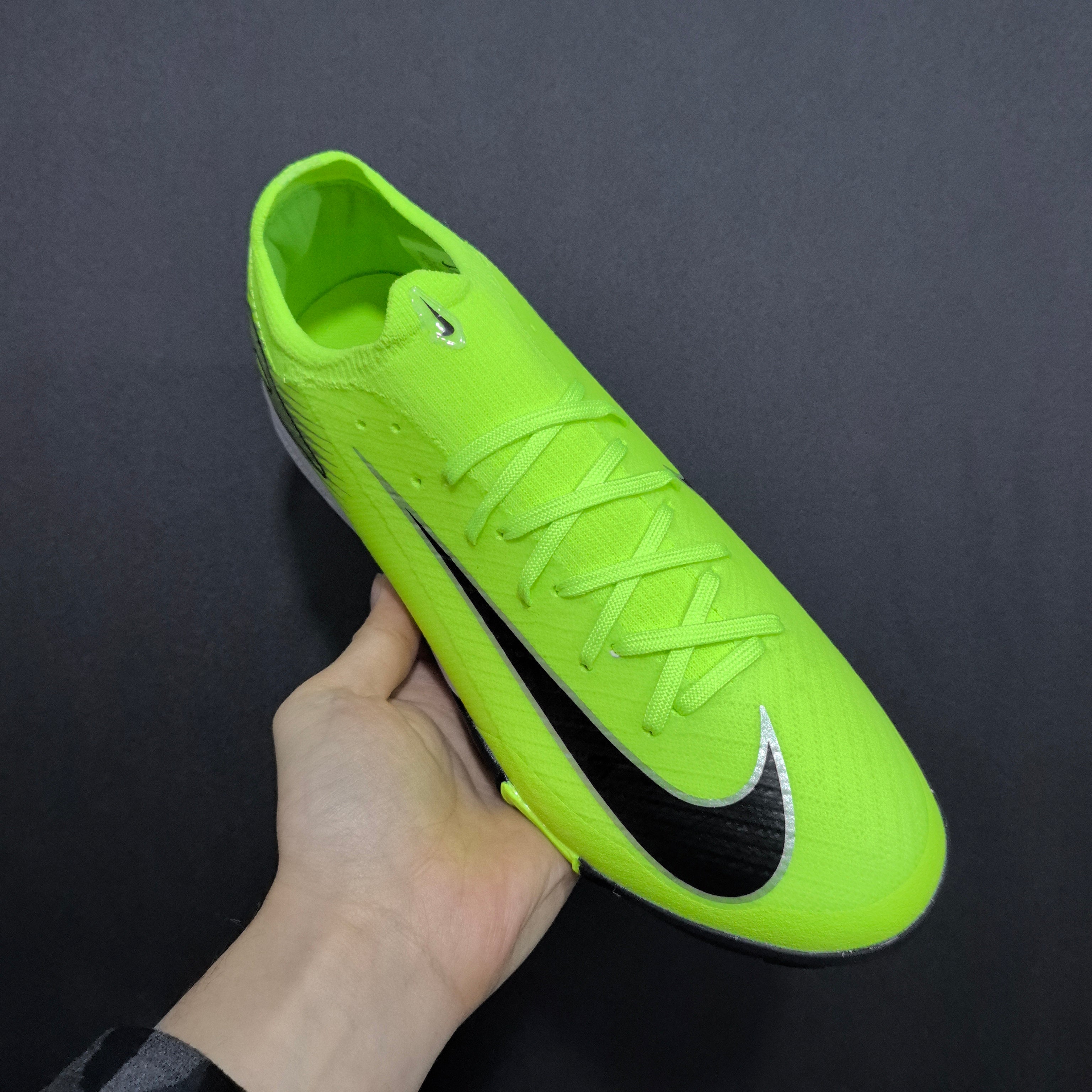 Chuteira Society Nike Air Zoom Mercurial Vapor 16 TF Elite + Brindes Exclusivos