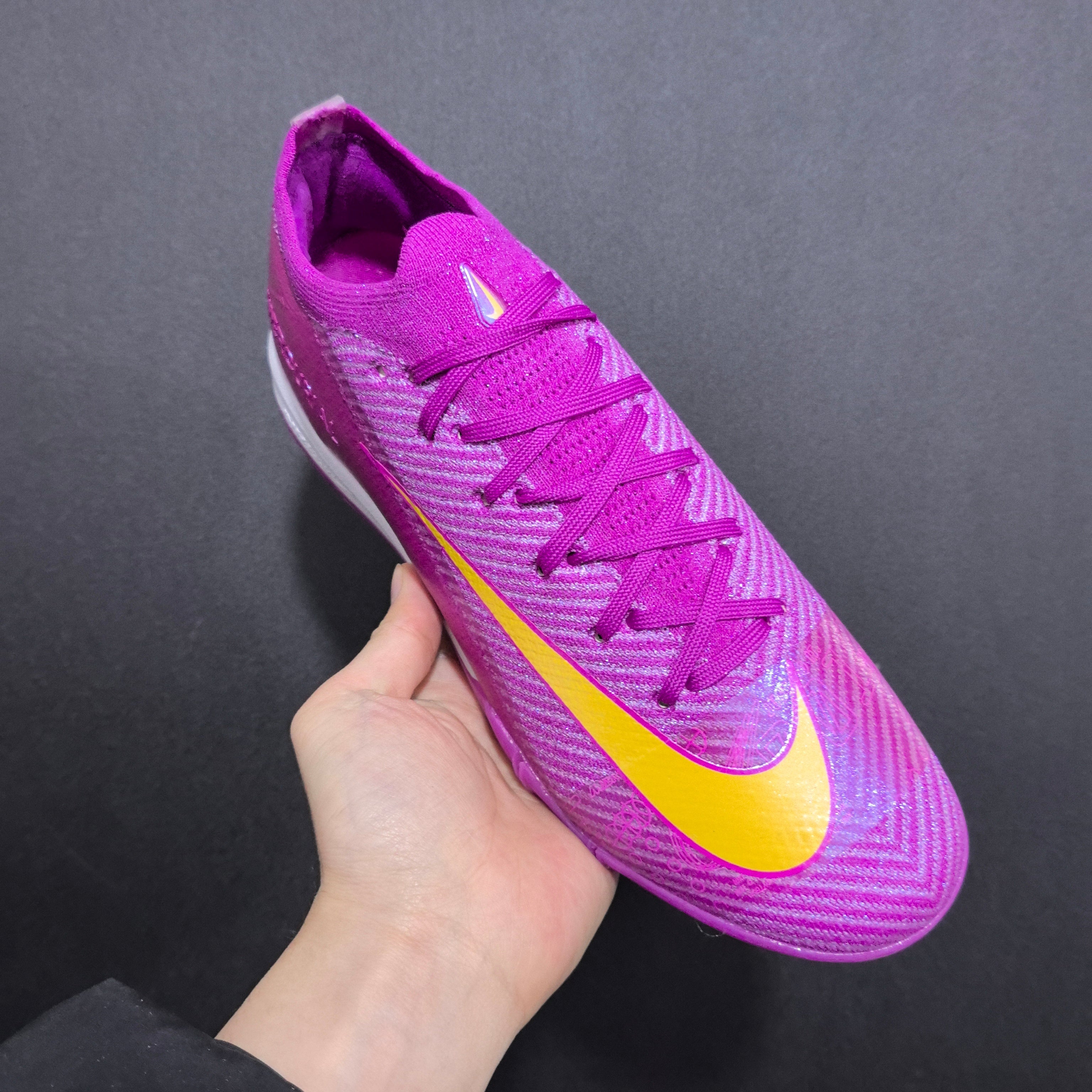 Chuteira Society Nike Air Zoom Mercurial Vapor 16 TF Elite + Brindes Exclusivos