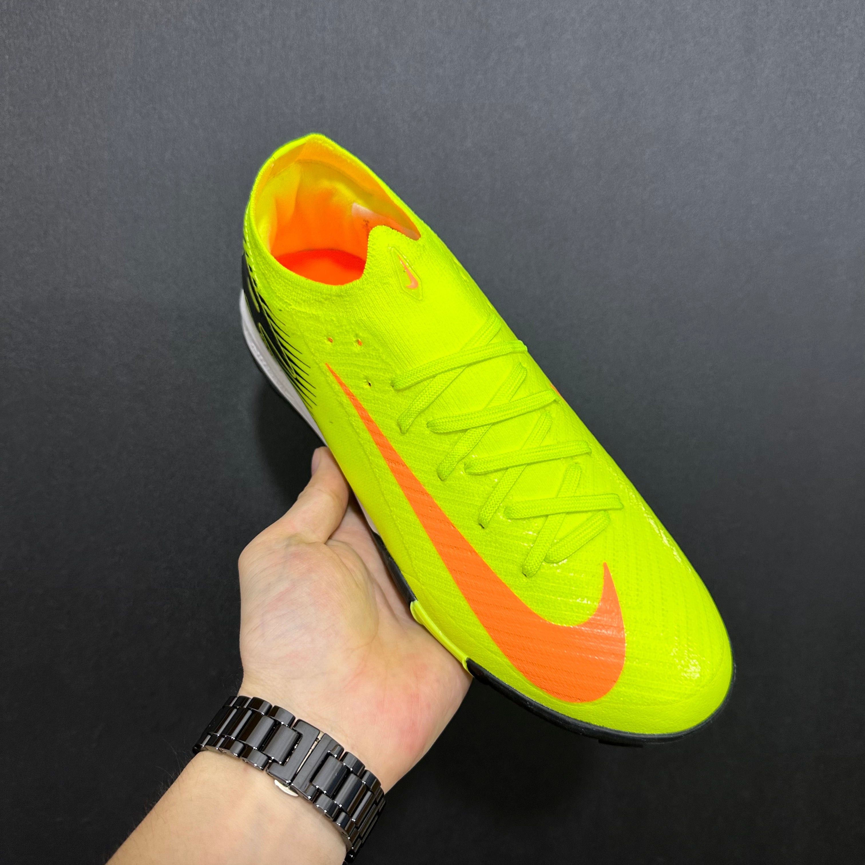 Chuteira Society Nike Air Zoom Mercurial Vapor 16 TF Elite + Brindes