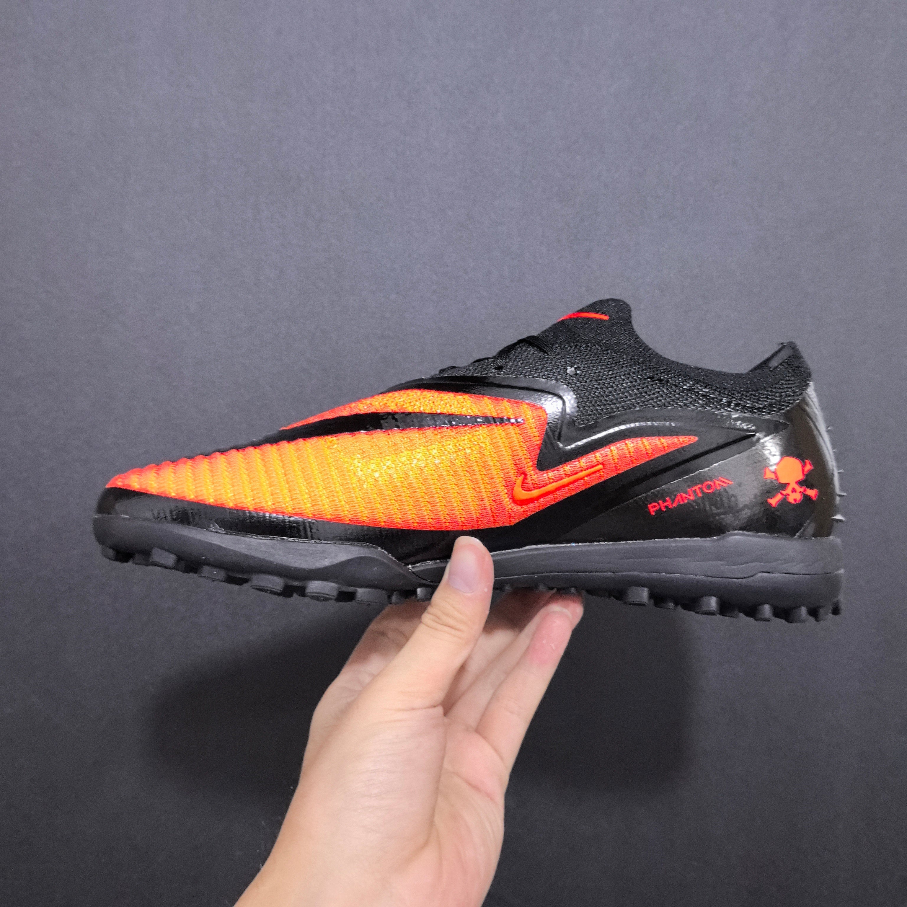 Chuteira Society Nike Phantom GX 6 TF Elite + Brindes