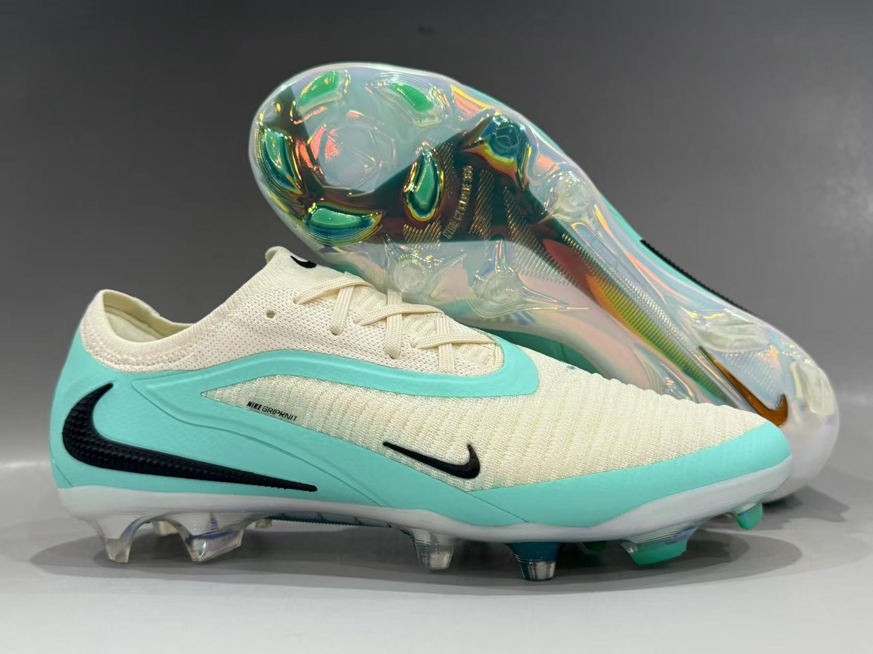 Chuteira Campo Nike Phantom GX 6 FG Elite + Brindes