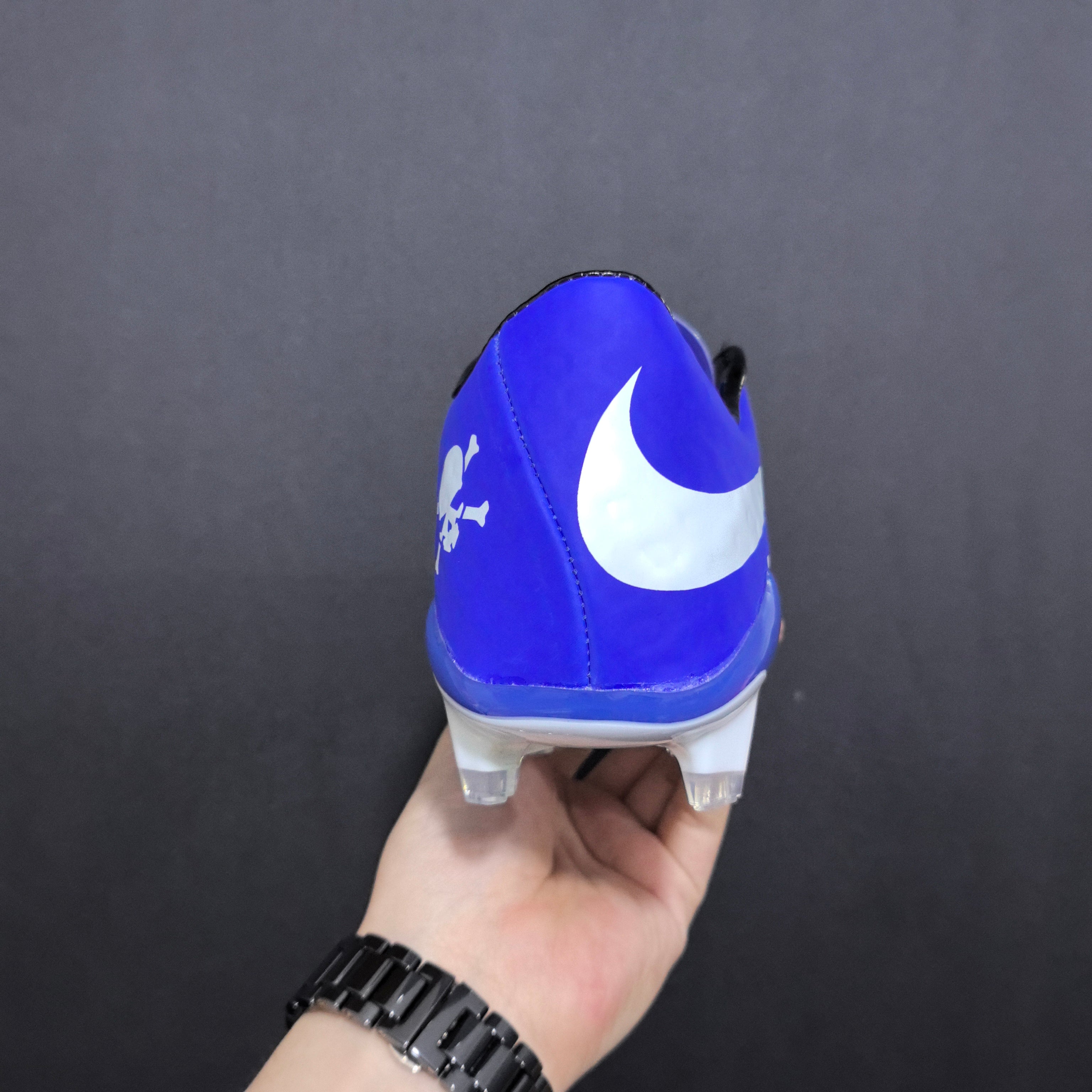 Chuteira Campo Nike Hypervenom Phantom I fg Elite + Brindes