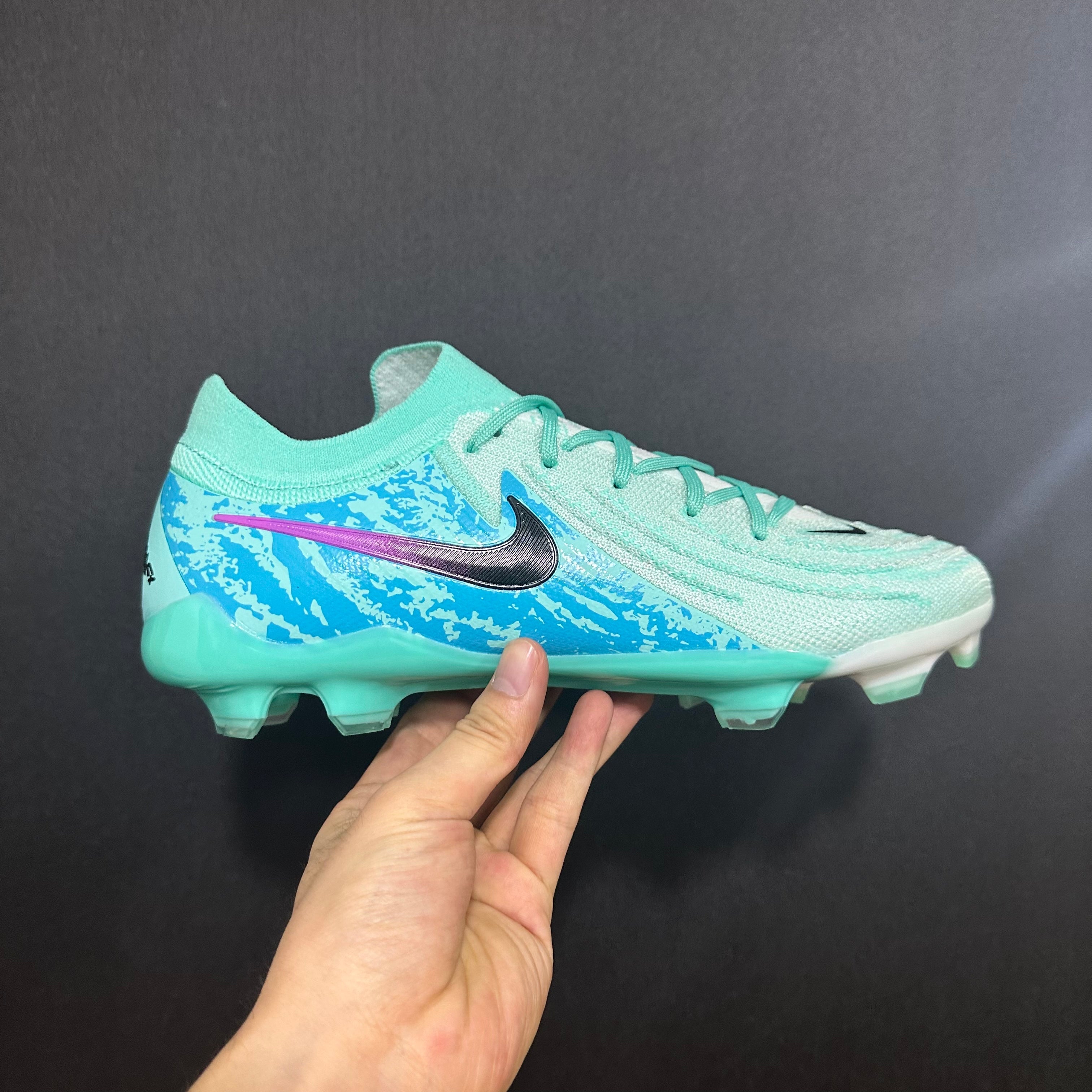 Chuteira Campo Nike Phantom Luna 2 Elite + Brindes