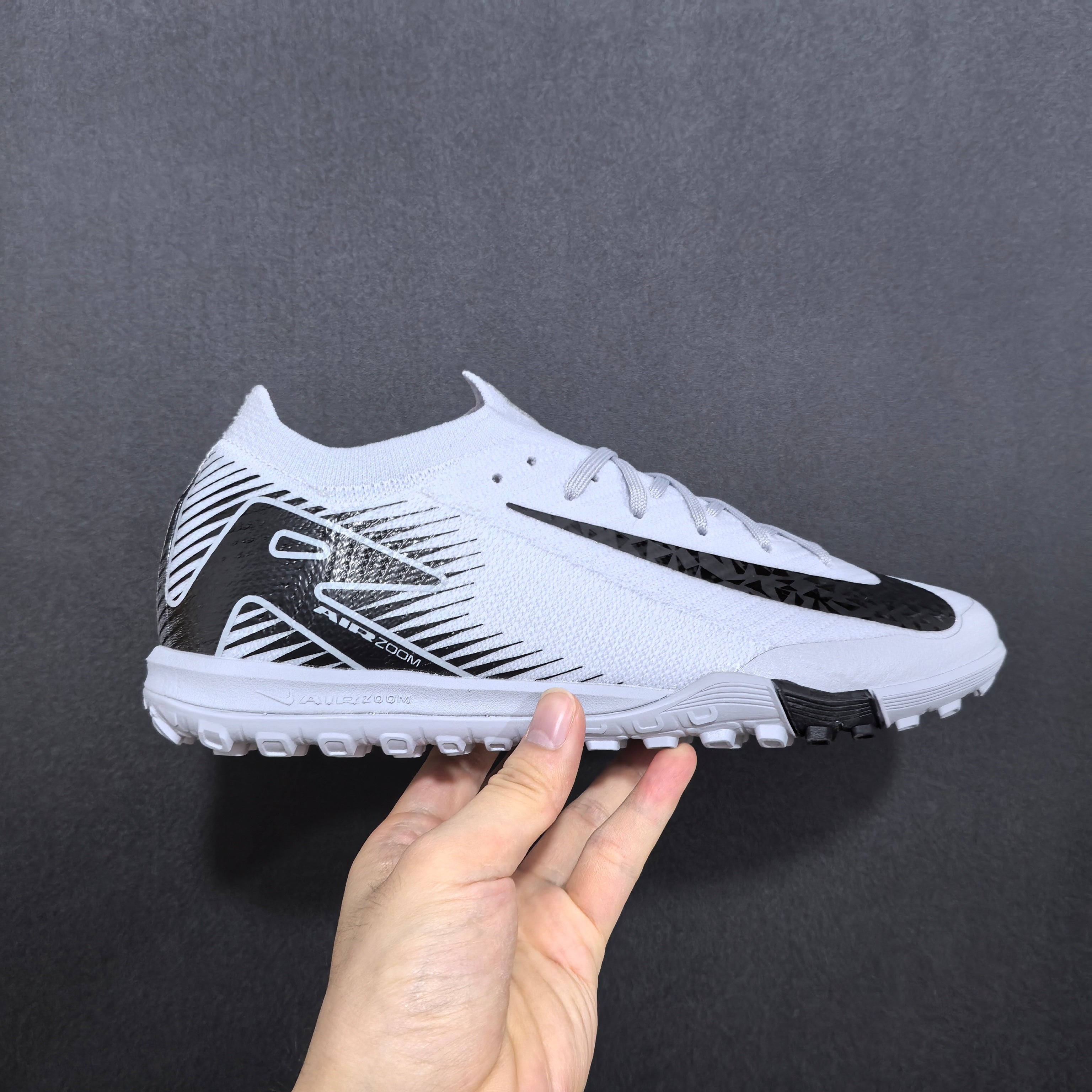 Chuteira Society Nike Air Zoom Mercurial Vapor 16 TF Elite + Brindes Exclusivos
