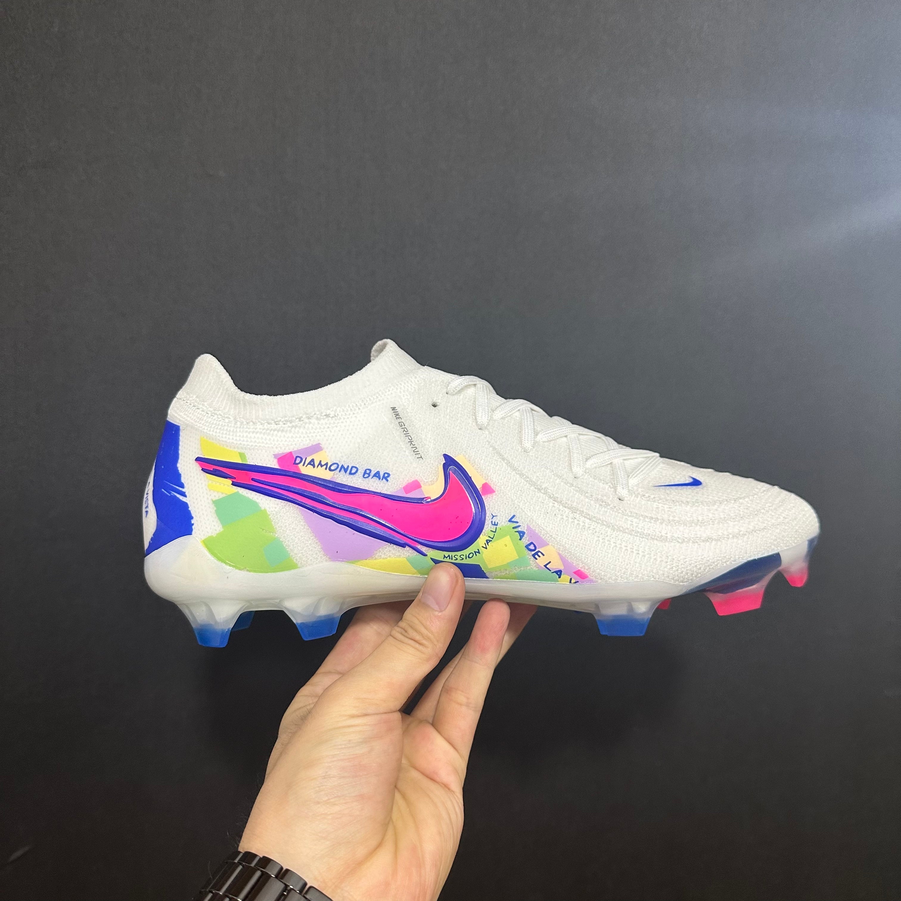 Chuteira Campo Nike Phantom Luna 2 Elite + Brindes