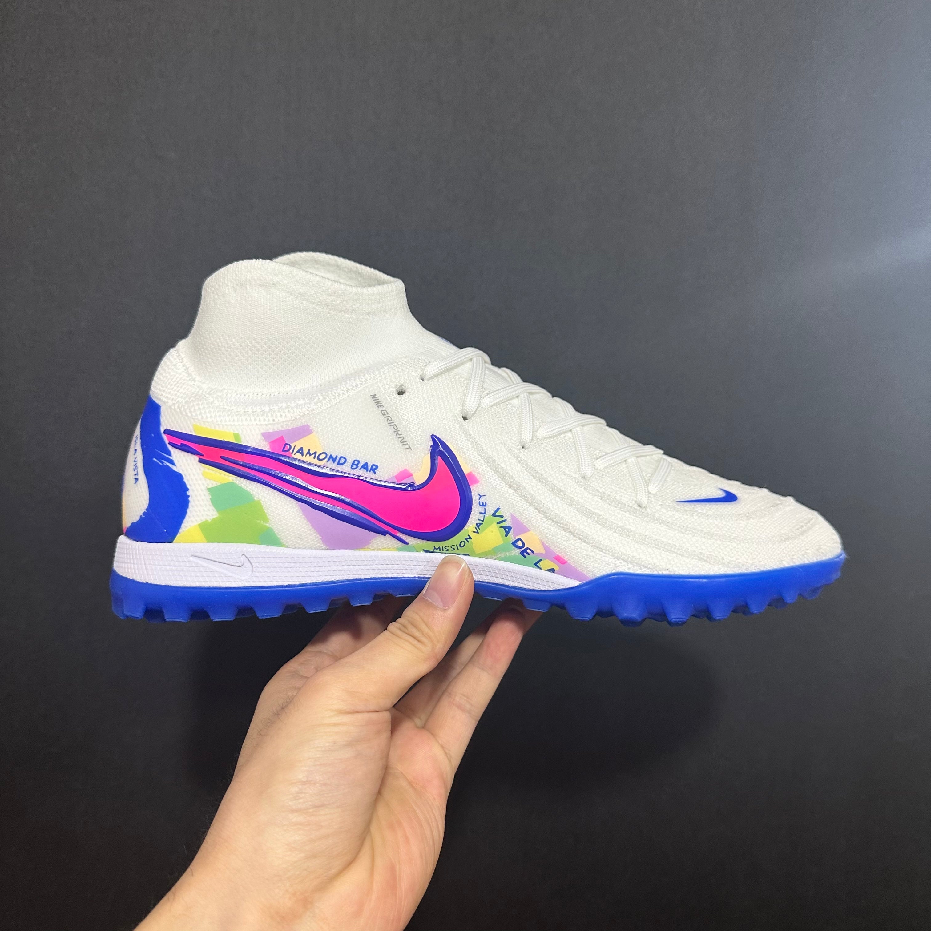 Chuteira Society Nike Phantom Luna TF 2 Elite + Brindes