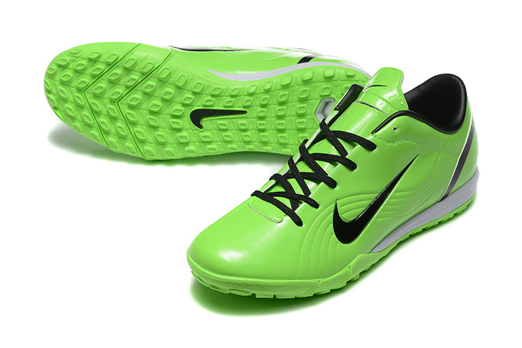 Chuteira Society Nike Mercurial Vapor 1 (RONALDO) TF Elite + Brindes