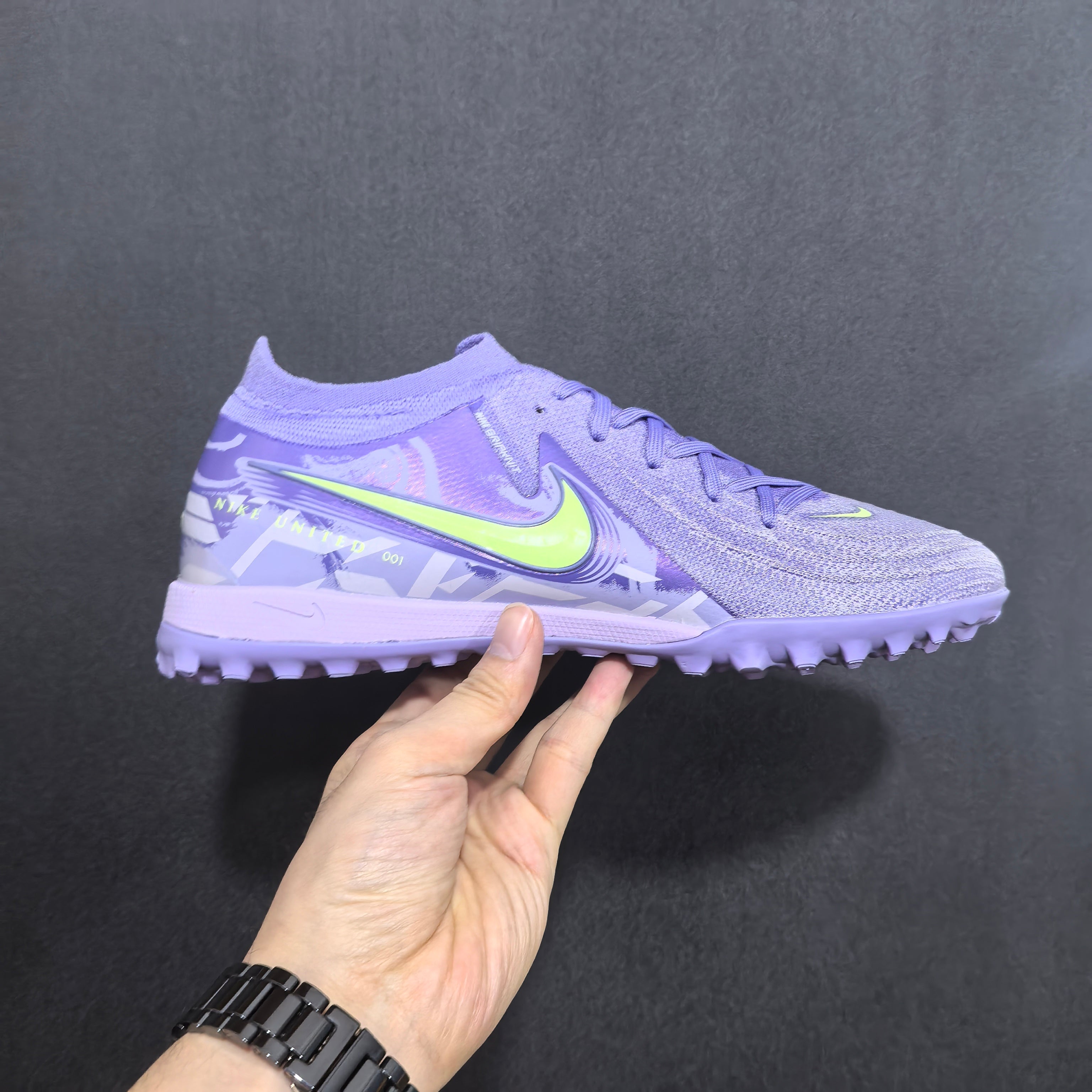 Chuteira Society Nike Phantom Luna TF 2 Elite + Brindes