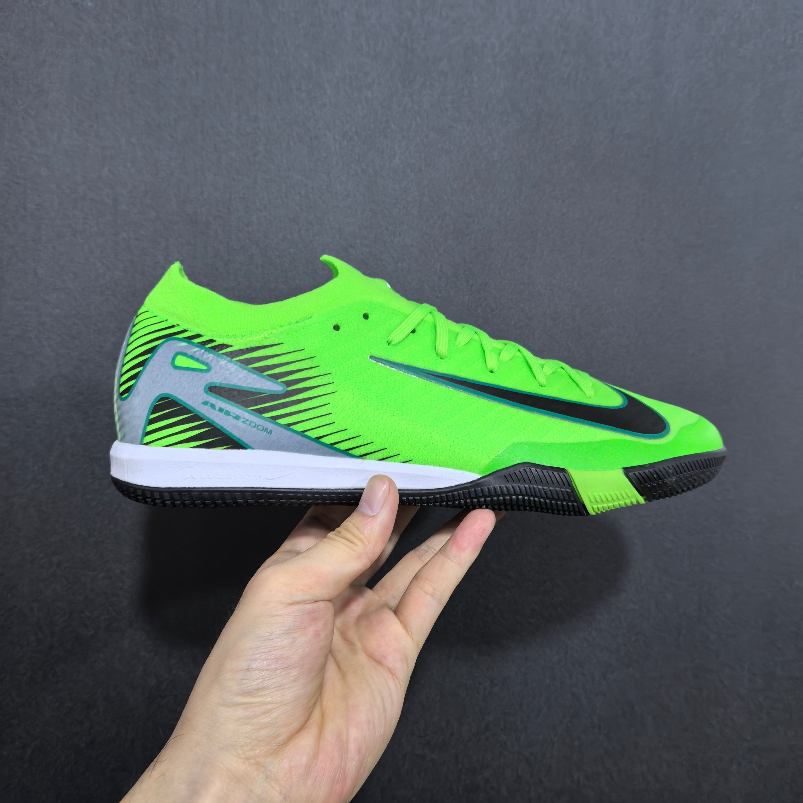 Tênis Futsal Nike Air Zoom Mercurial Vapor 16 IC Elite + Brindes Exclusivos
