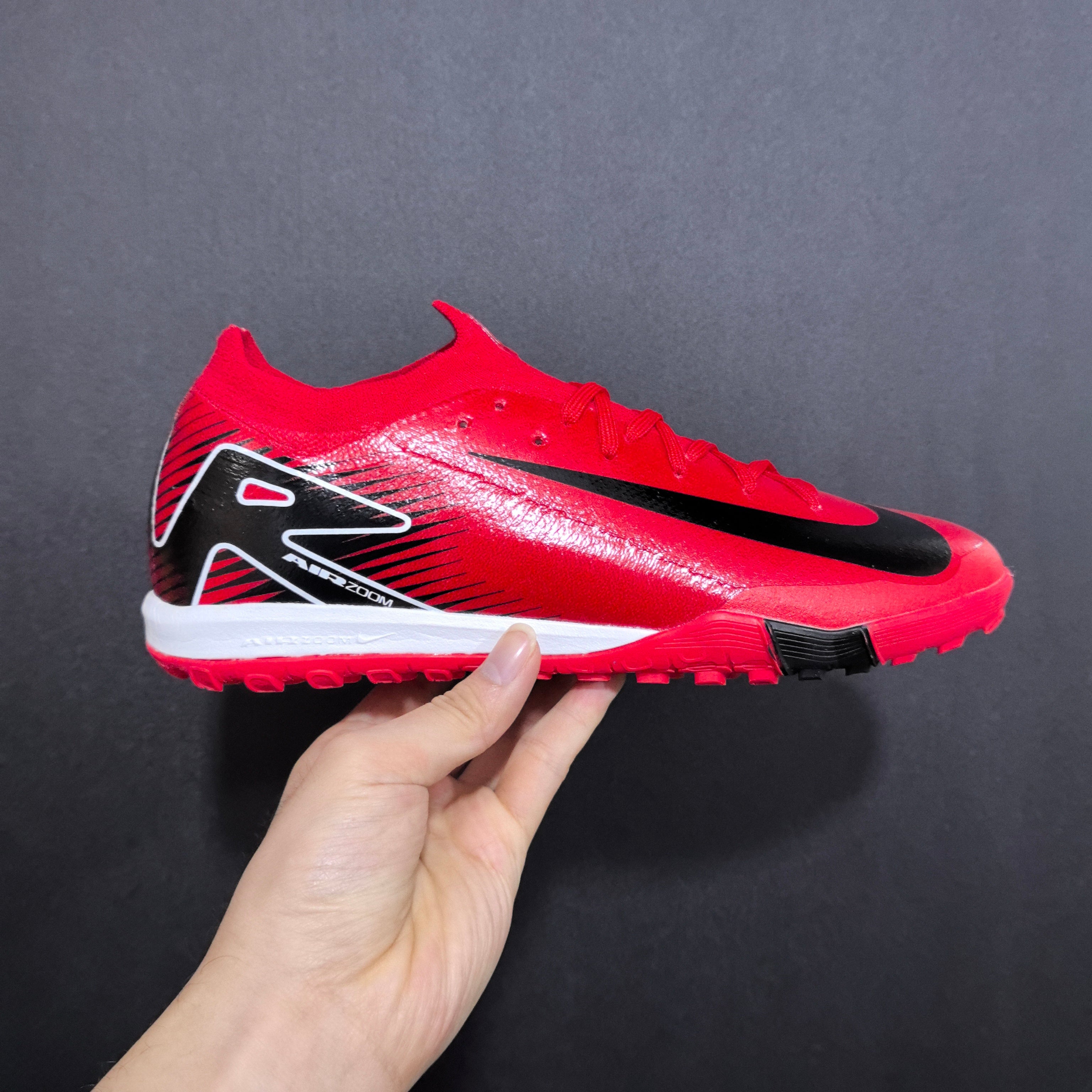 Chuteira Society Nike Air Zoom Mercurial Vapor 16 TF Elite + Brindes Exclusivos