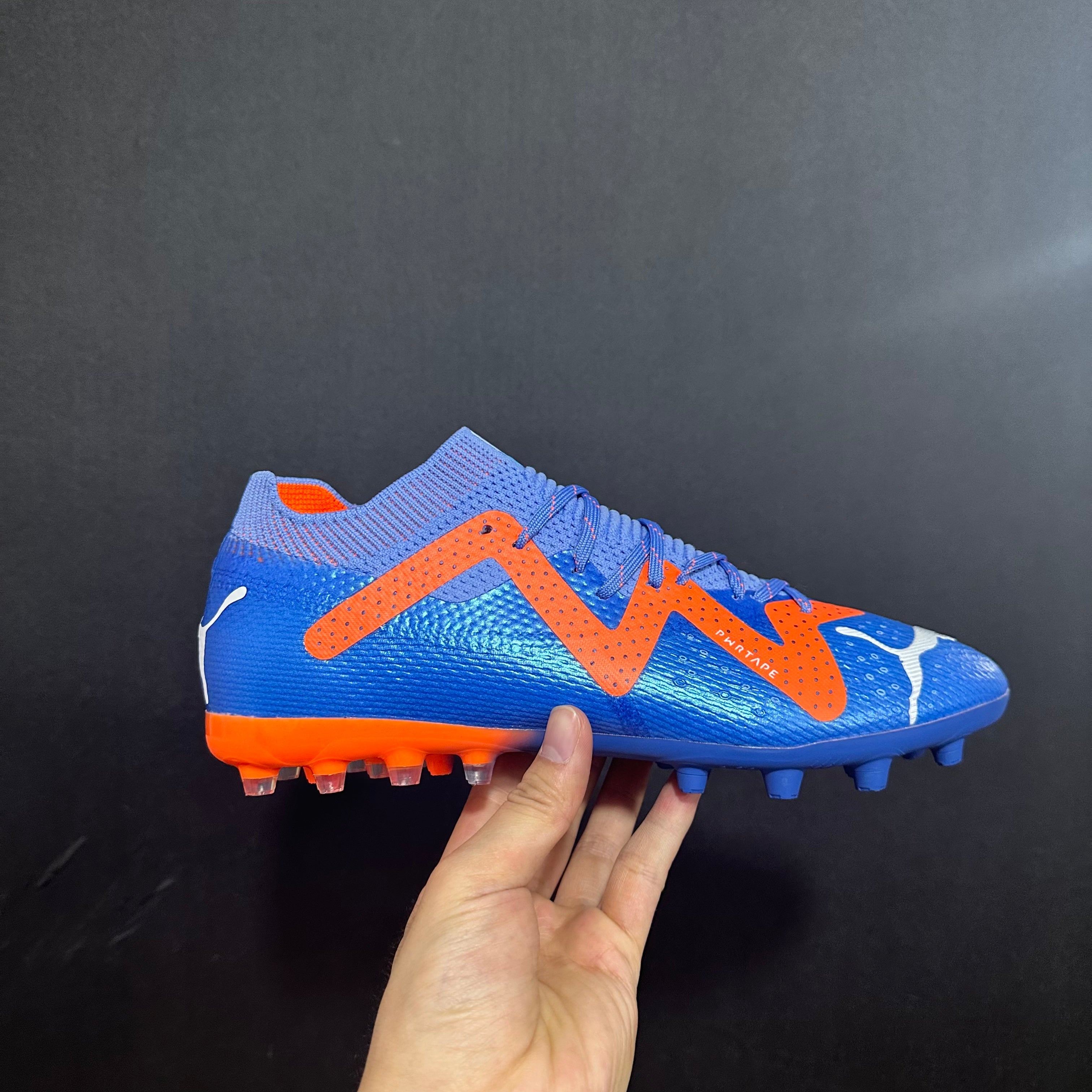 Chuteira Society Puma Future 7 MG Elite + Brindes