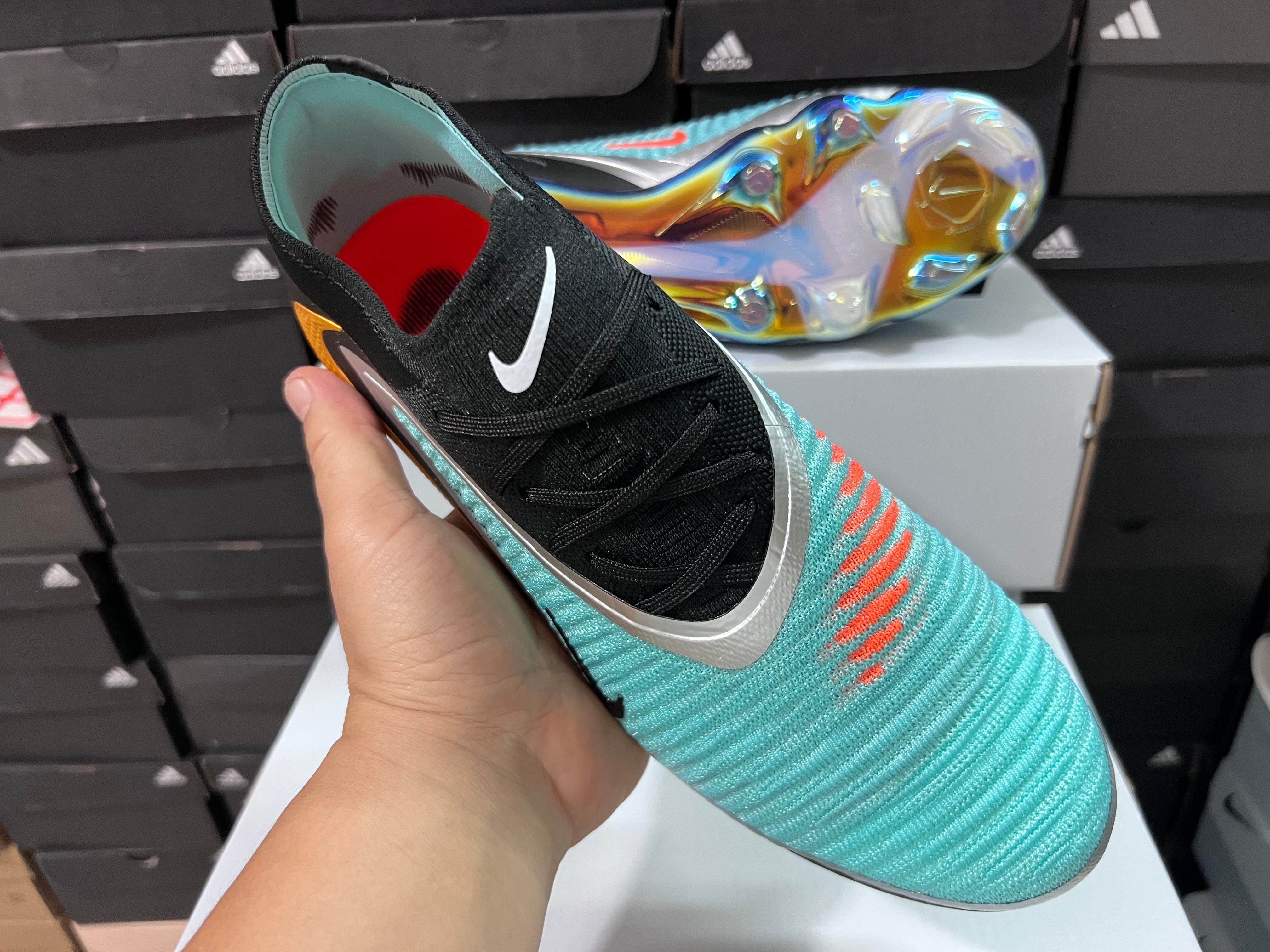 Chuteira Campo Nike Phantom GX 6 FG Elite + Brindes