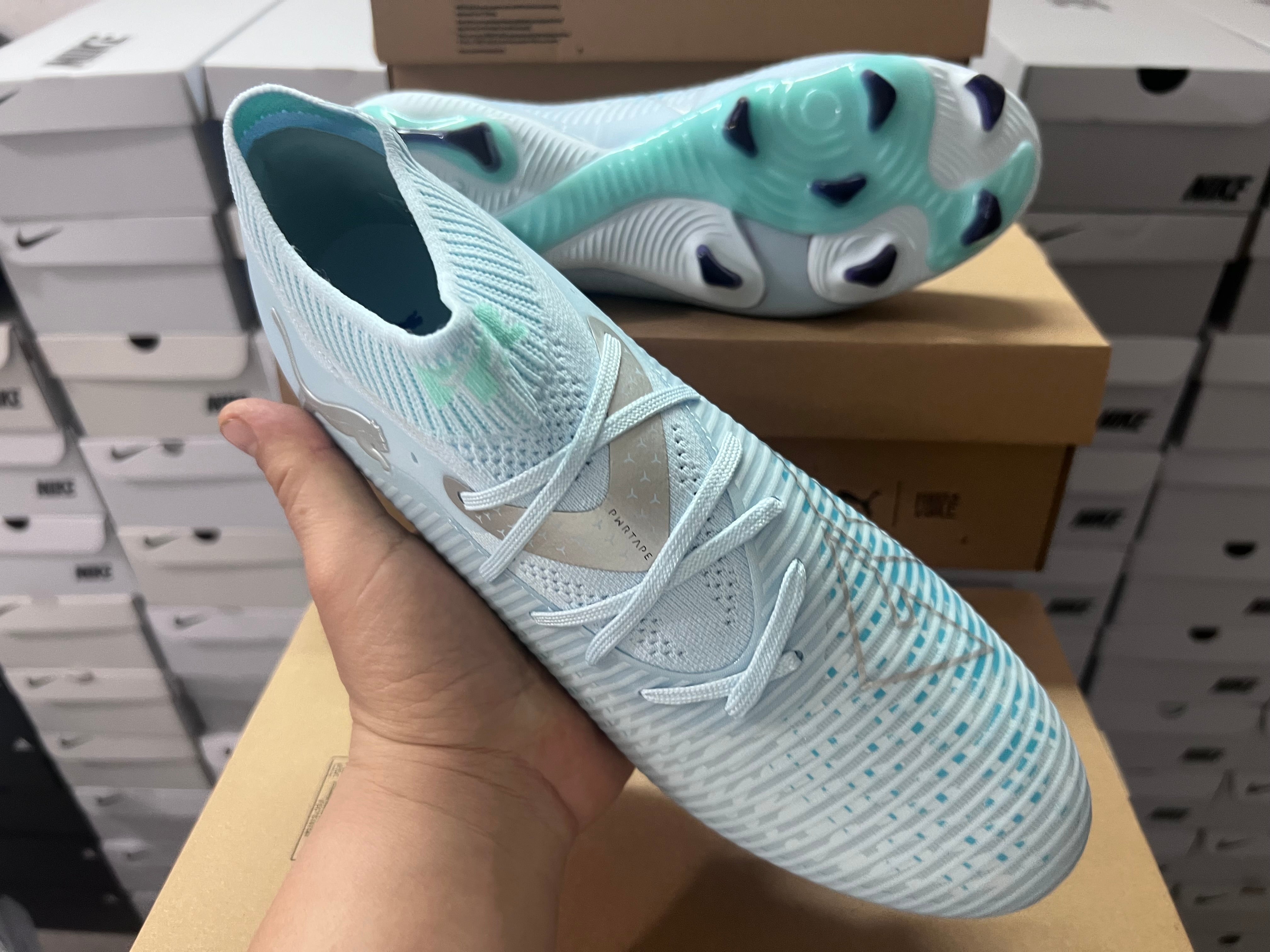 Chuteira Campo Puma Future 8 FG/AG Elite + Brindes