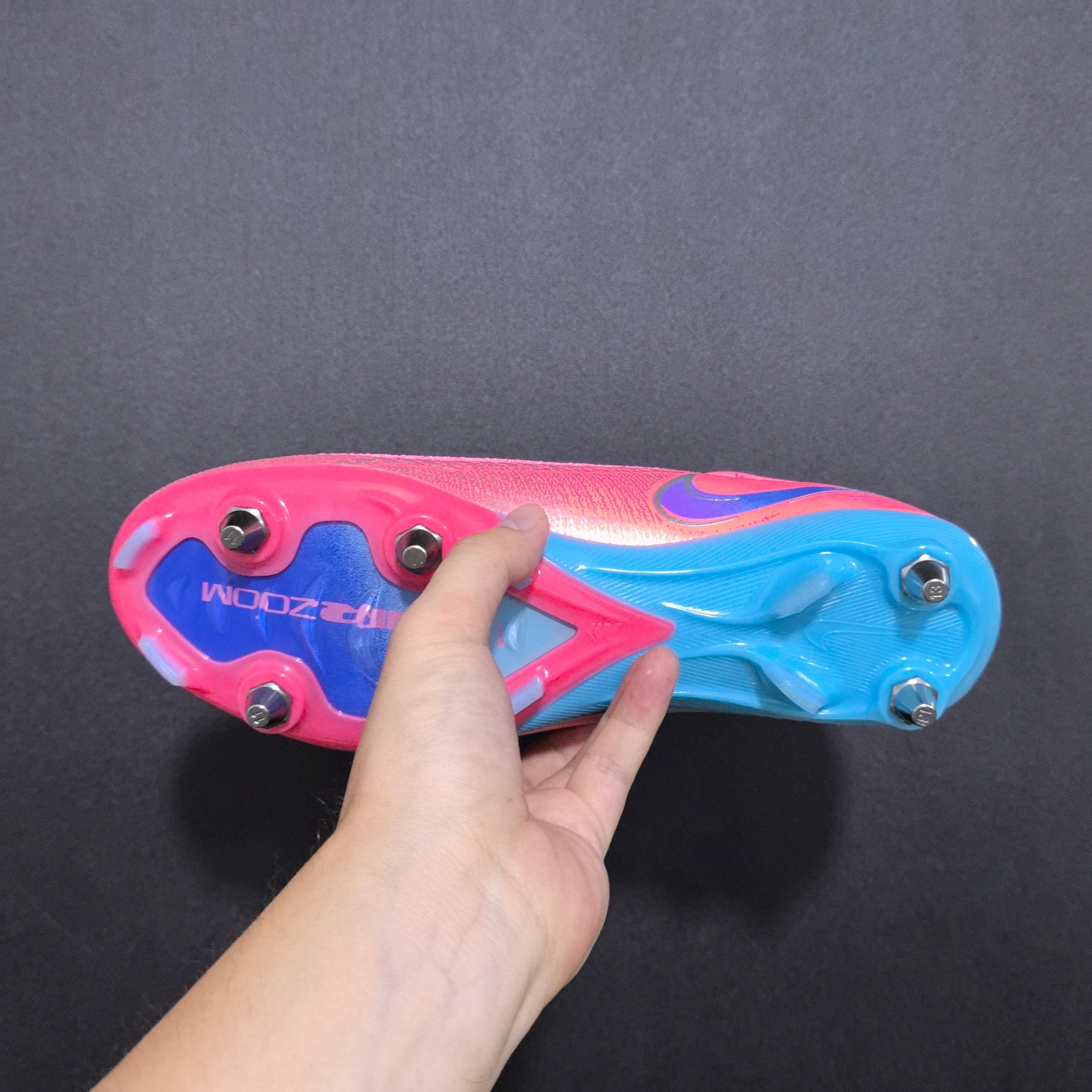 Chuteira Campo Nike Air Zoom Mercurial Vapor 16 SG Elite + Brindes