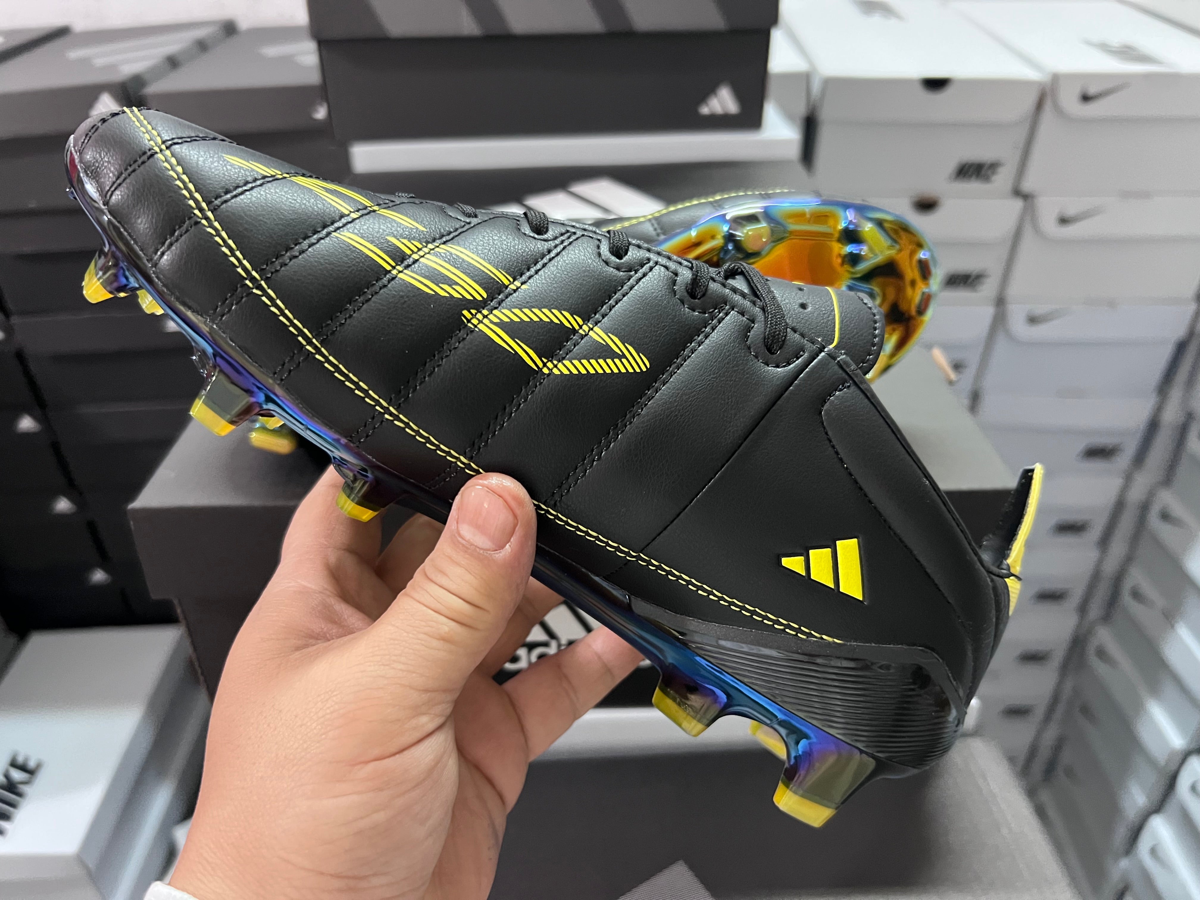 Chuteira Campo Adidas Adizero F50 FG  Elite + Brindes