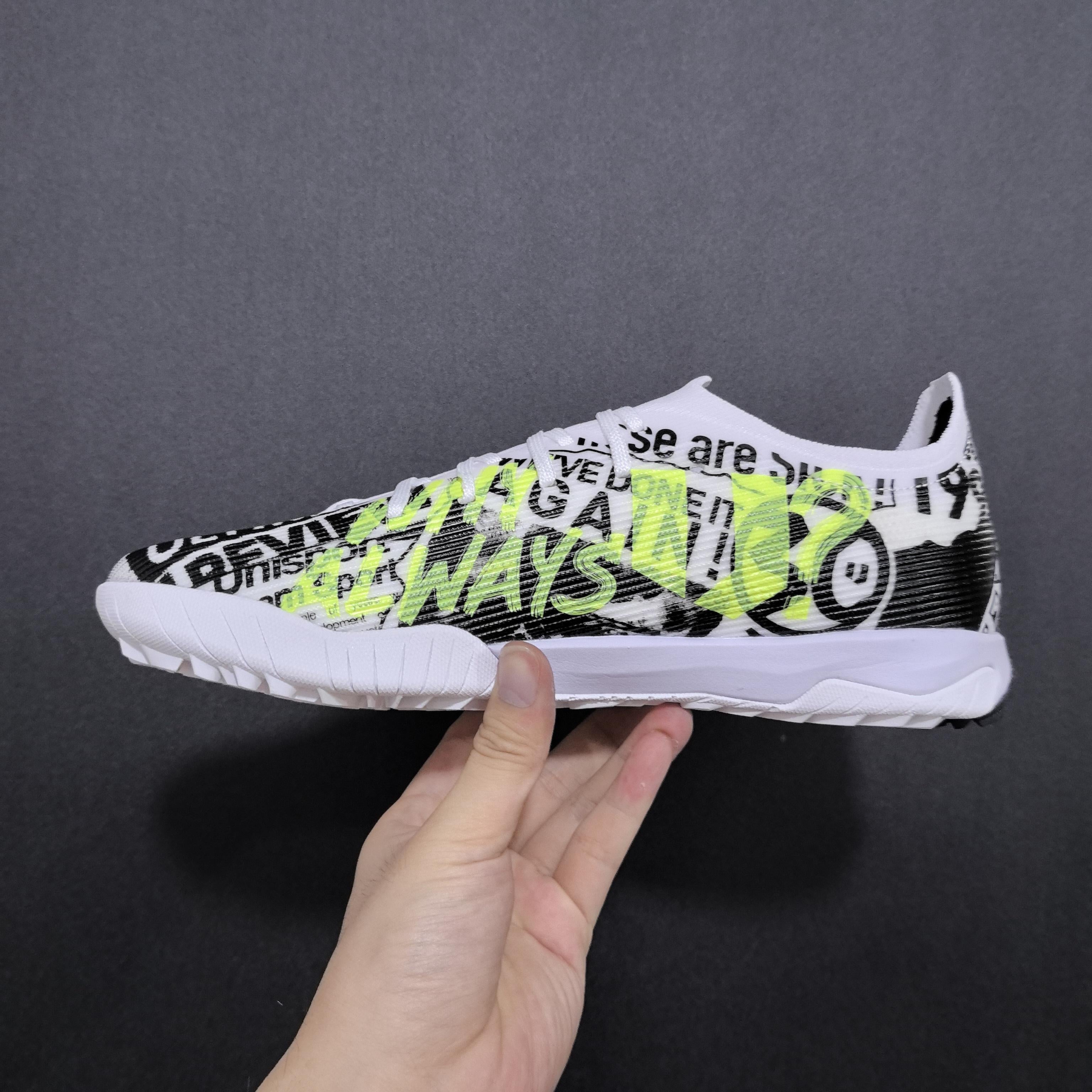 Chuteira Society Puma Ultra 5 TF Elite + Brindes